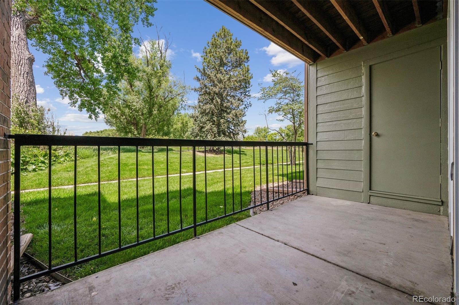 4899 S Dudley Street Unit: 7E