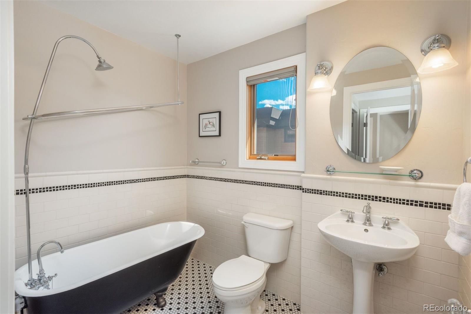 2458 S Josephine Street