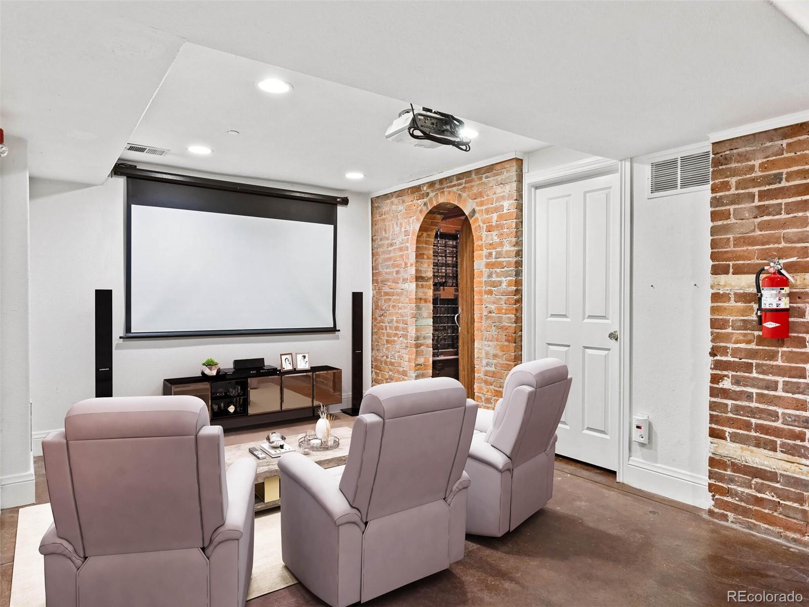 1222 N Pennsylvania Street Unit: A