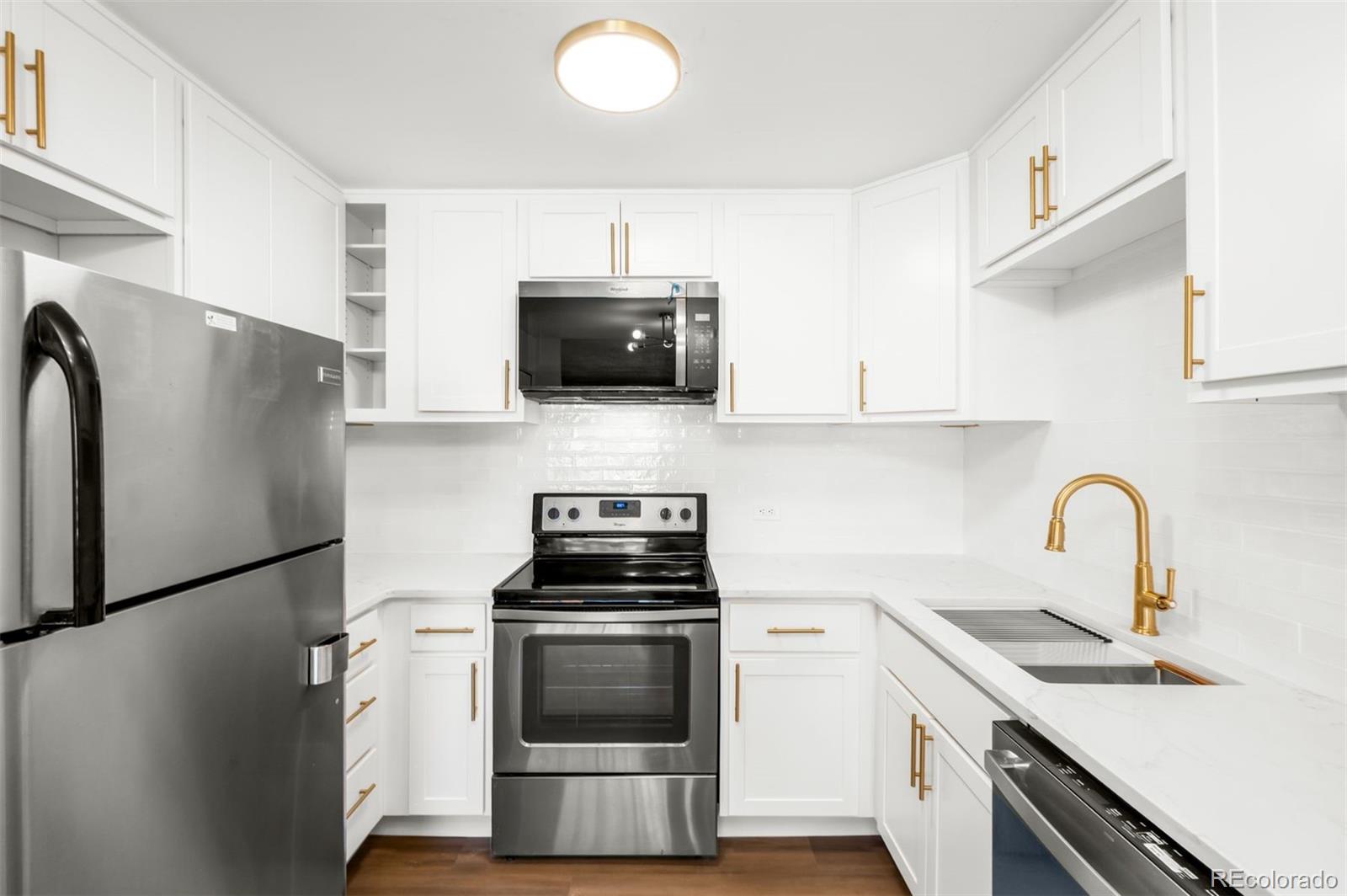 675 S Alton Way Unit: 9C