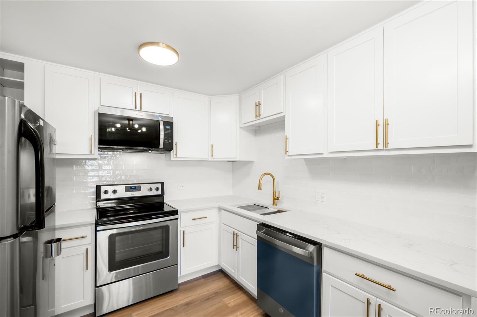 675 S Alton Way Unit: 9C