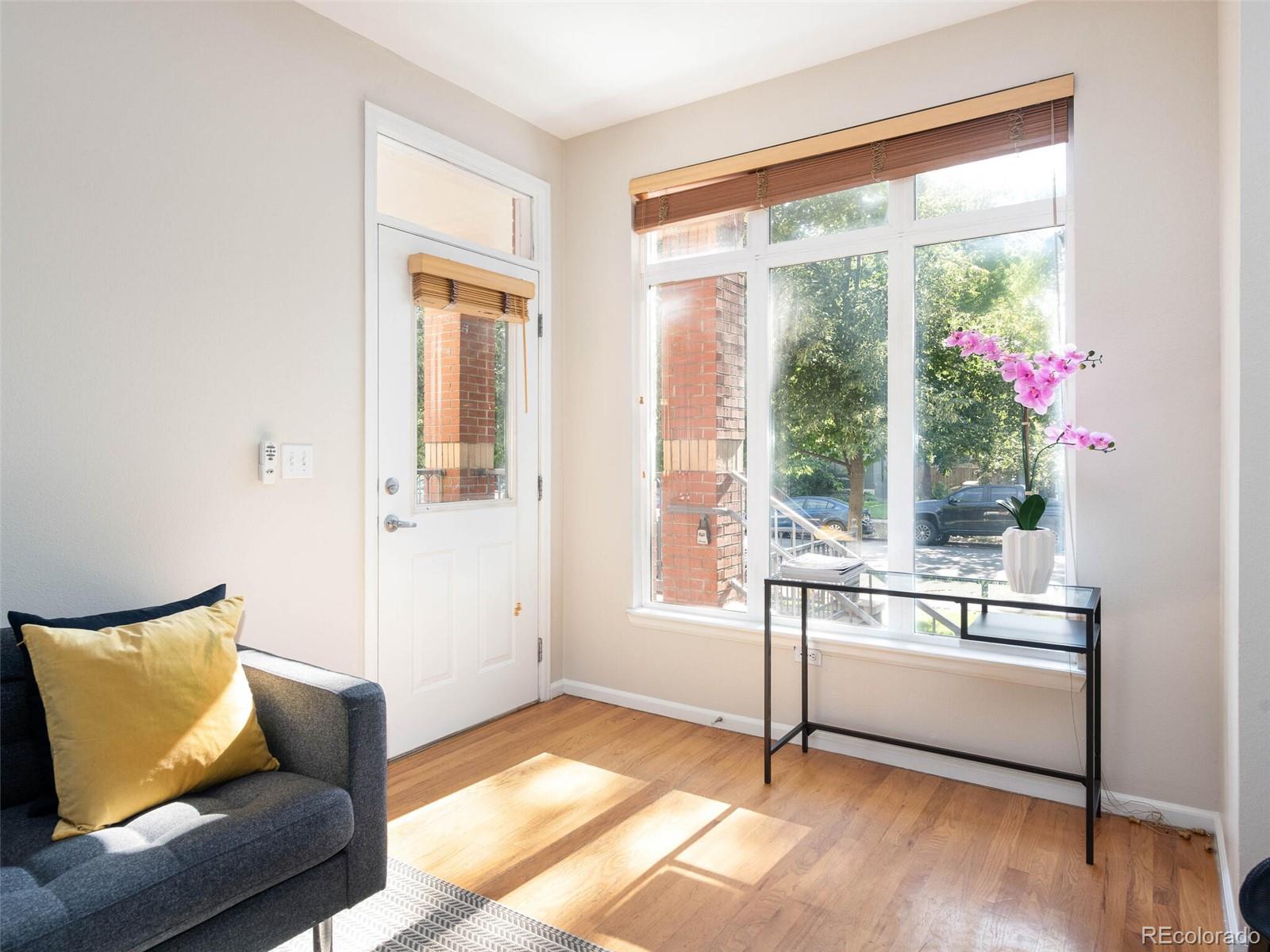 1655 N Humboldt Street Unit: 101