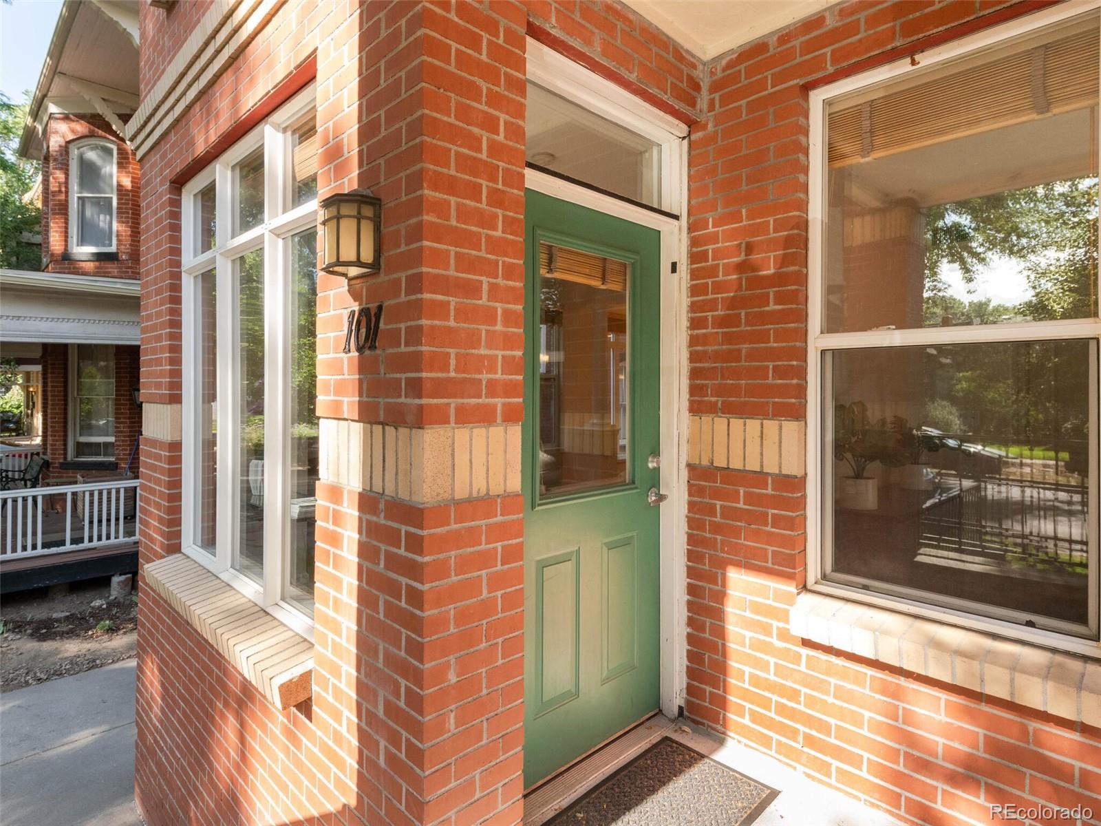 1655 N Humboldt Street Unit: 101