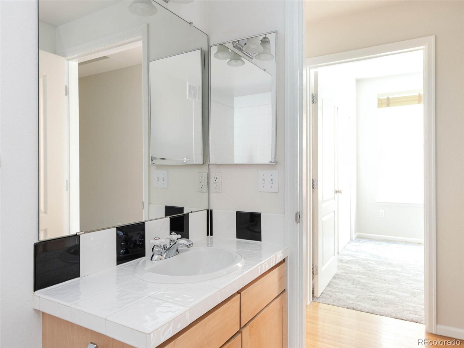 1655 N Humboldt Street Unit: 101