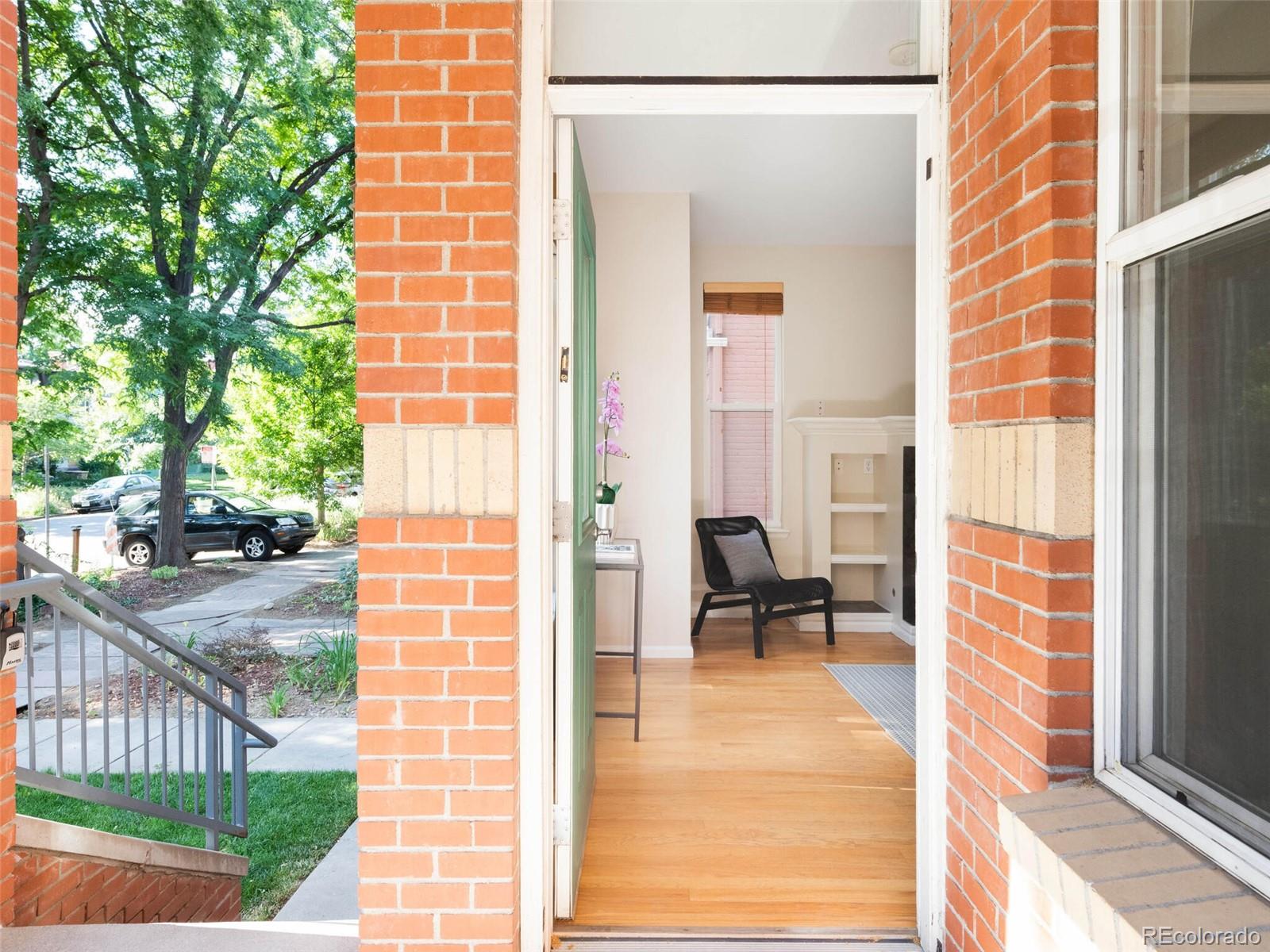 1655 N Humboldt Street Unit: 101