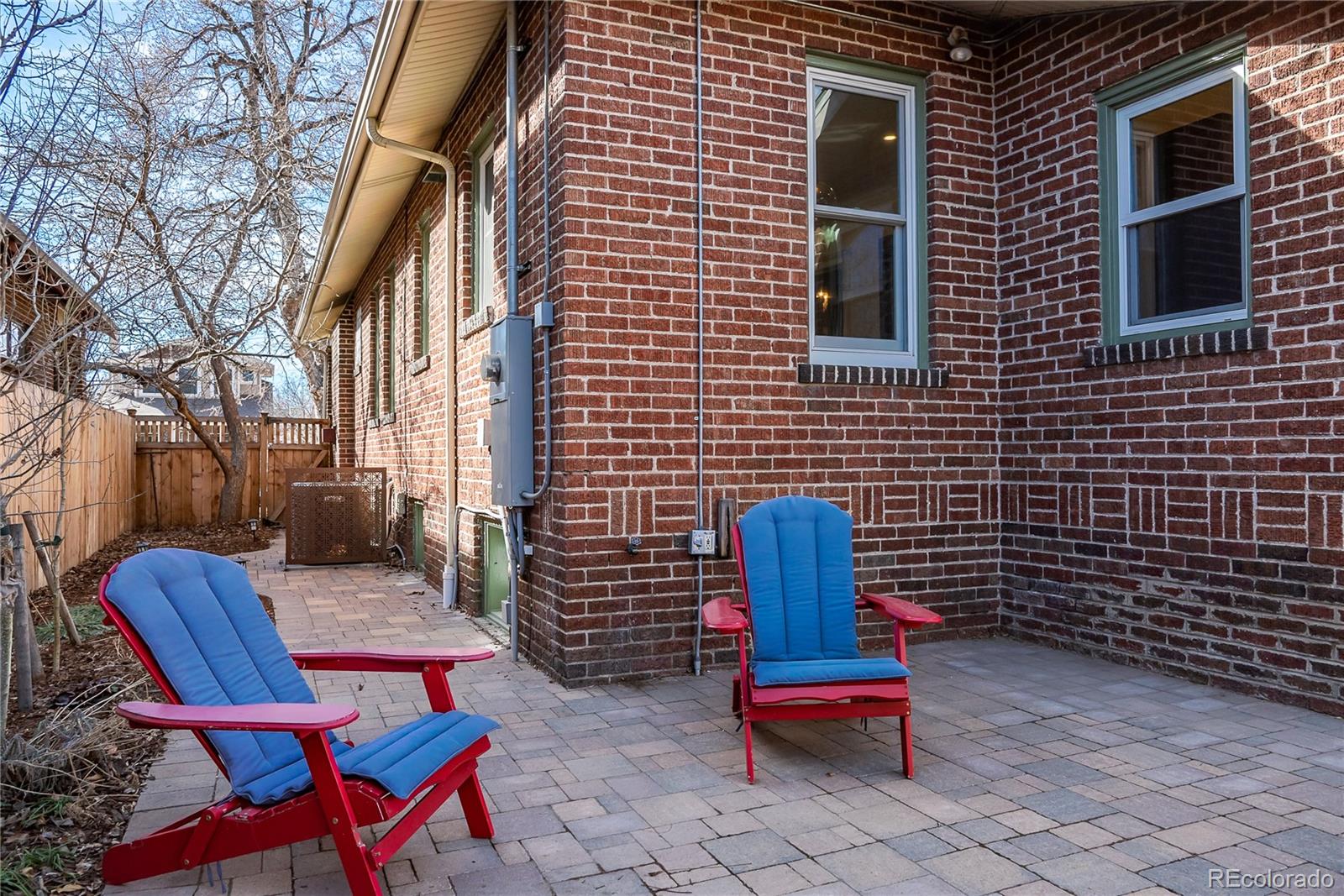 3137 W 37th Avenue