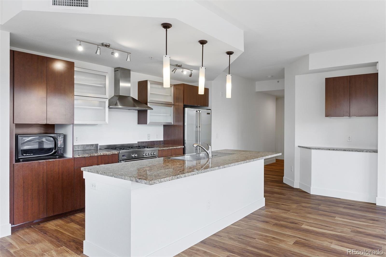 2240 N Clay Street Unit: 201