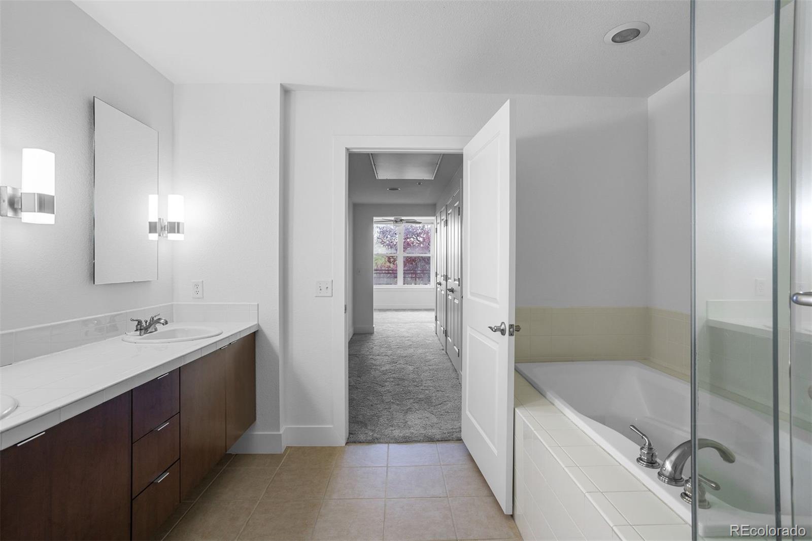 2240 N Clay Street Unit: 201