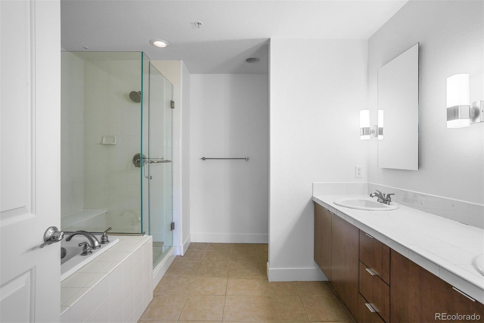 2240 N Clay Street Unit: 201