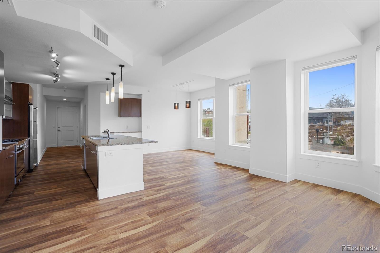2240 N Clay Street Unit: 201