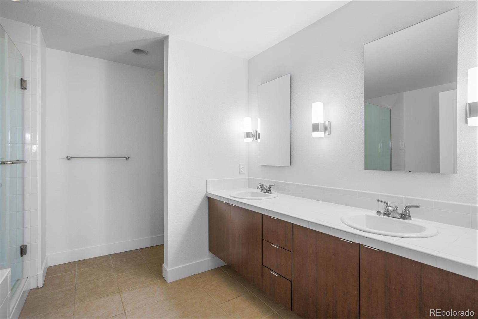 2240 N Clay Street Unit: 201