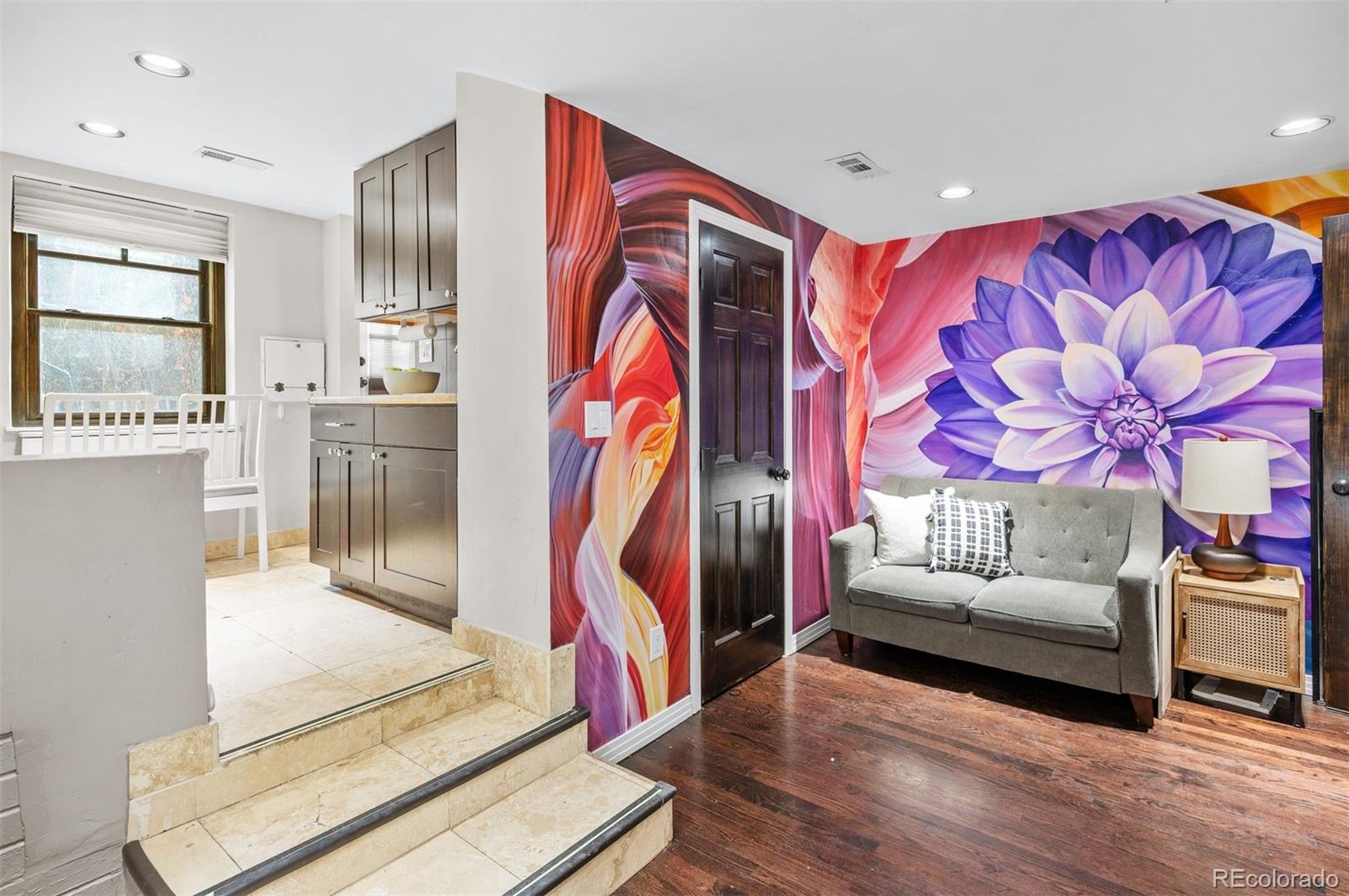 611 N Lafayette Street