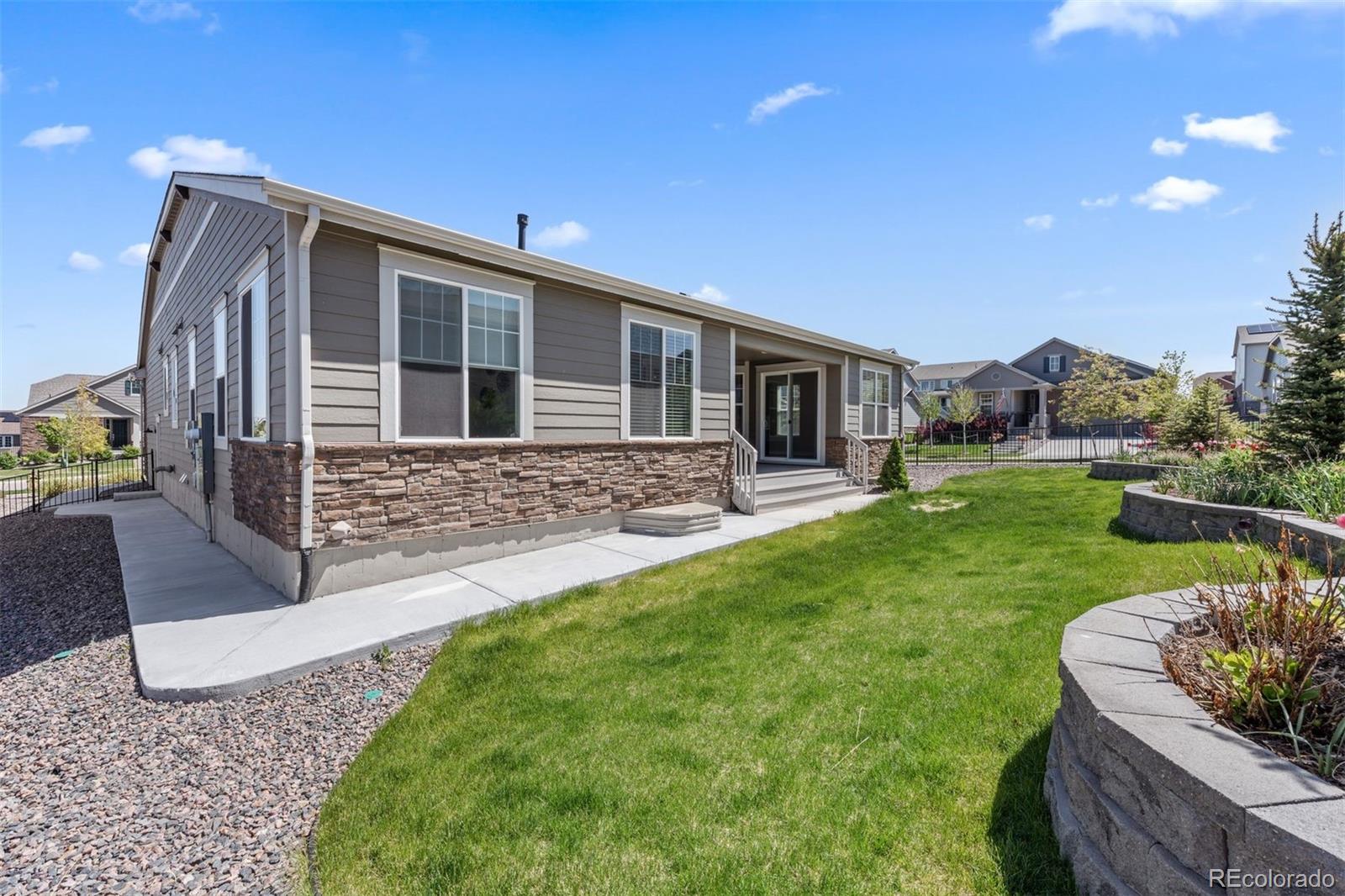 27938 E Clifton Place