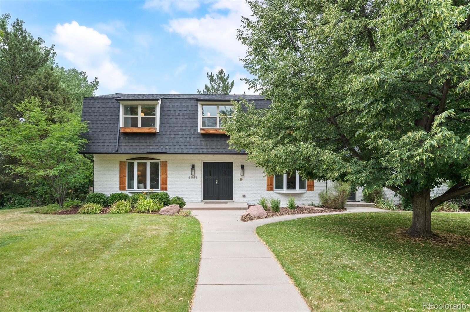 4951 W Ottawa Avenue