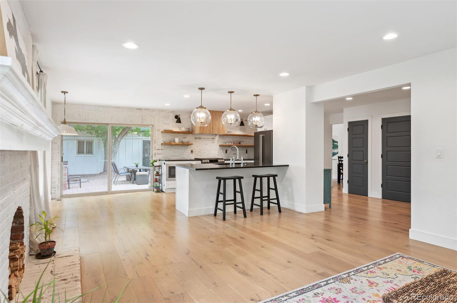 4951 W Ottawa Avenue