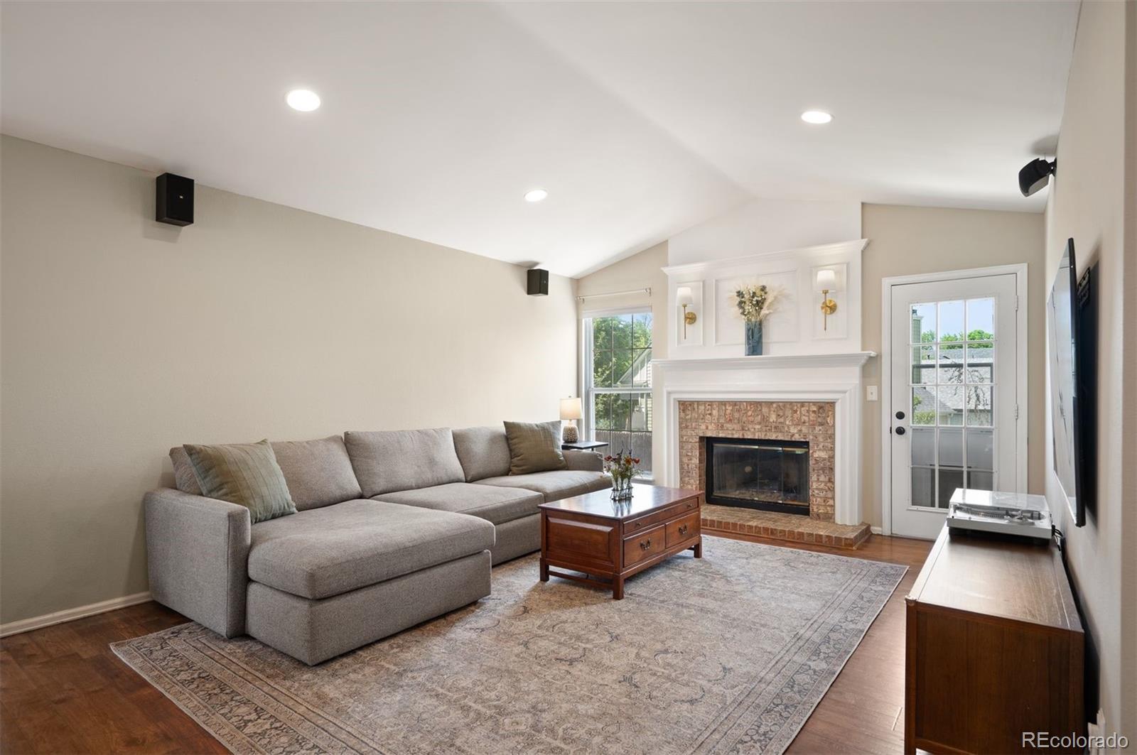 1010 Mercury Drive