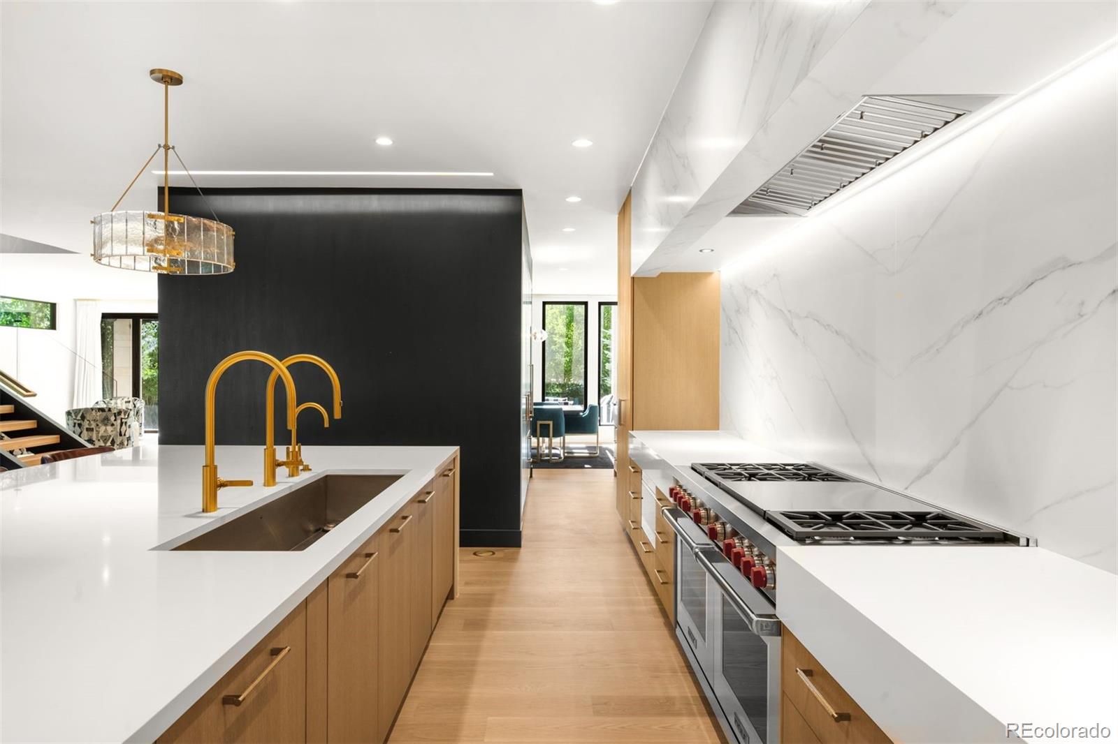600 S Franklin Street Unit: "L"