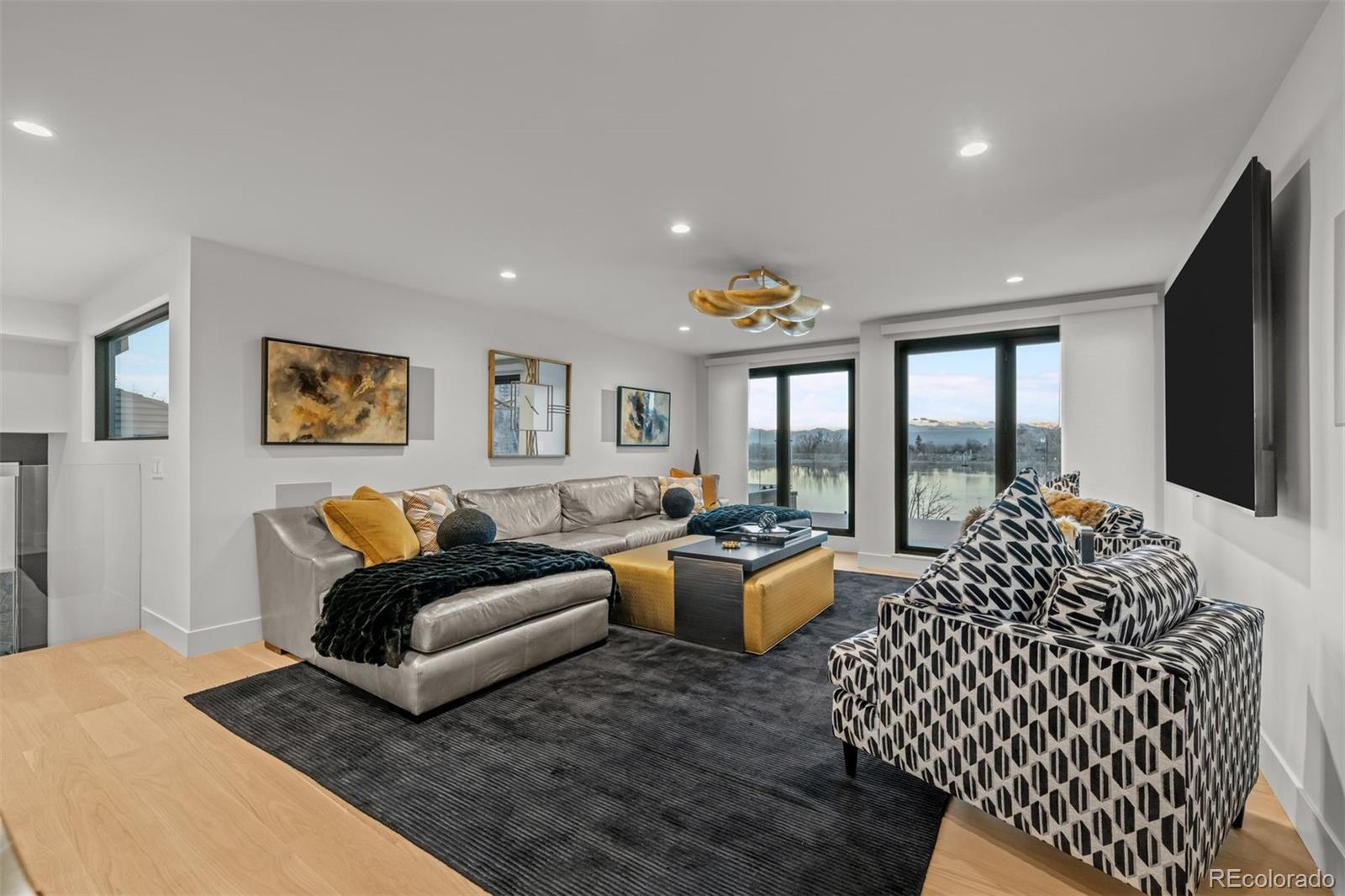 600 S Franklin Street Unit: "L"