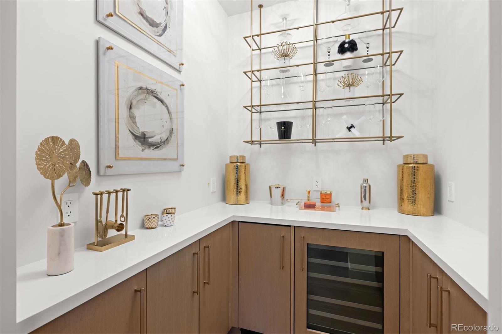600 S Franklin Street Unit: "L"