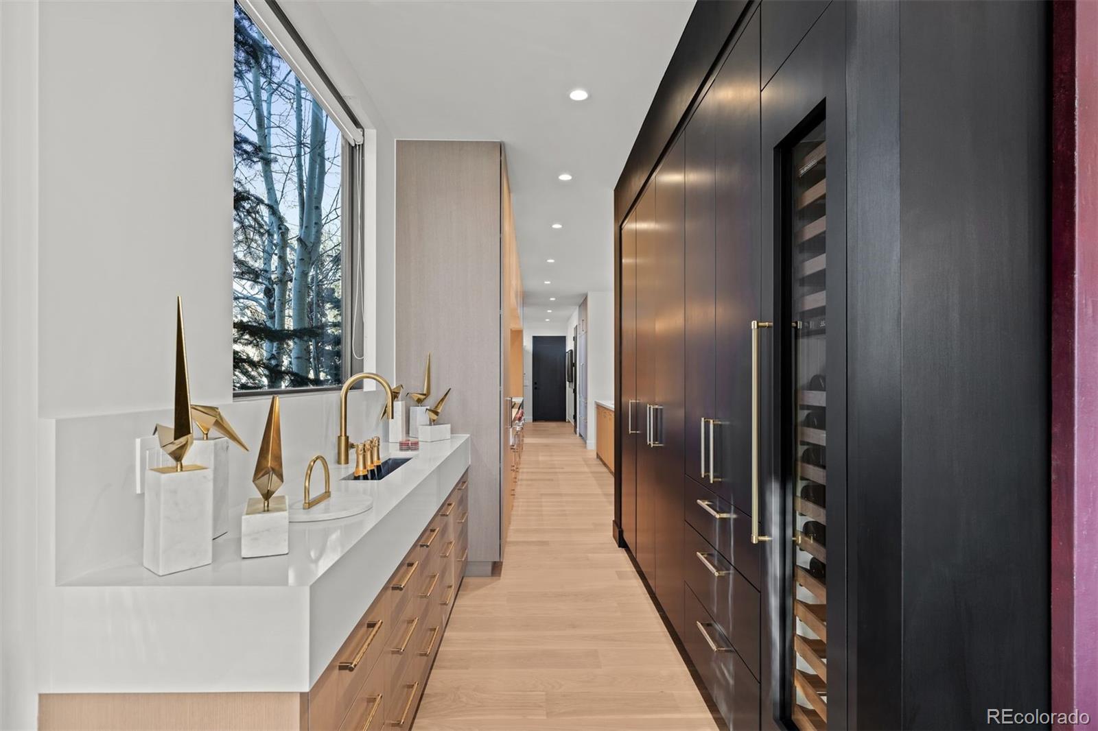 600 S Franklin Street Unit: "L"