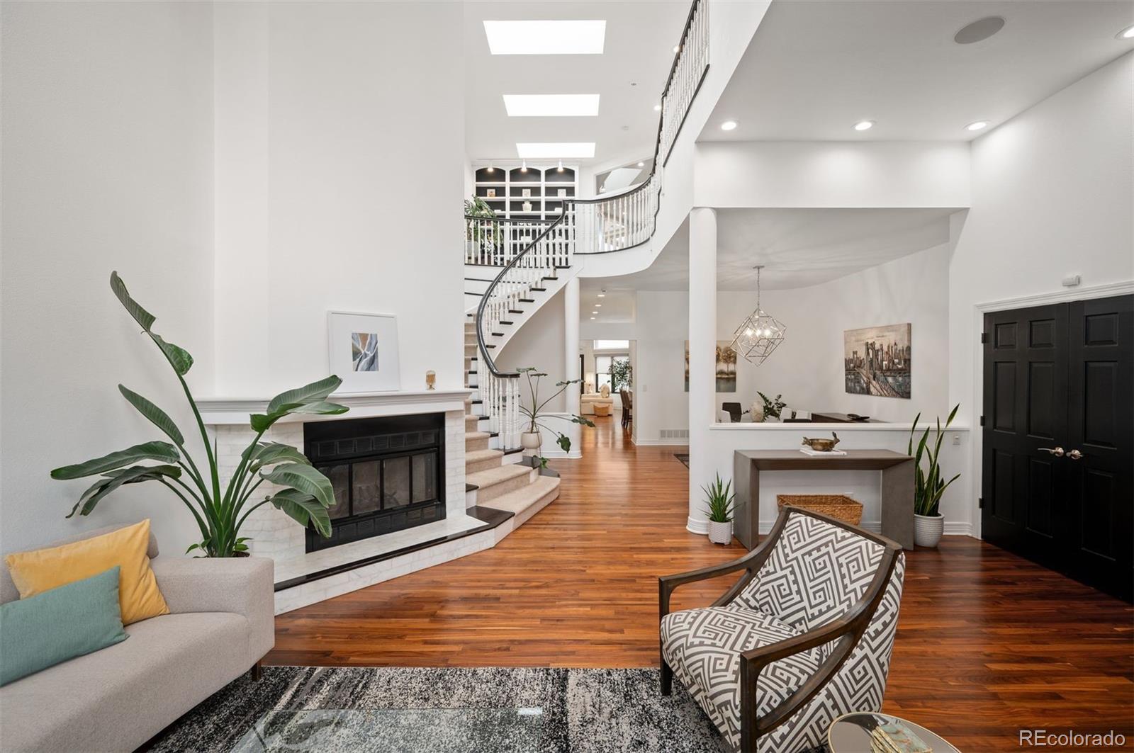 270 Cook Street