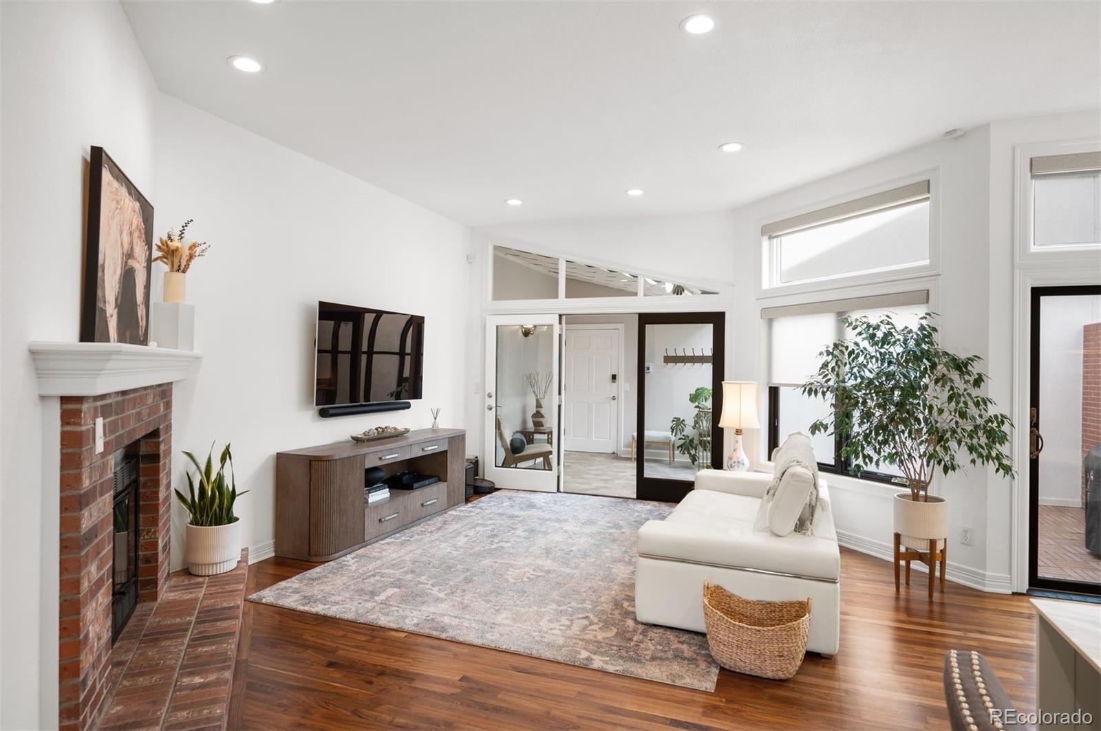 270 Cook Street