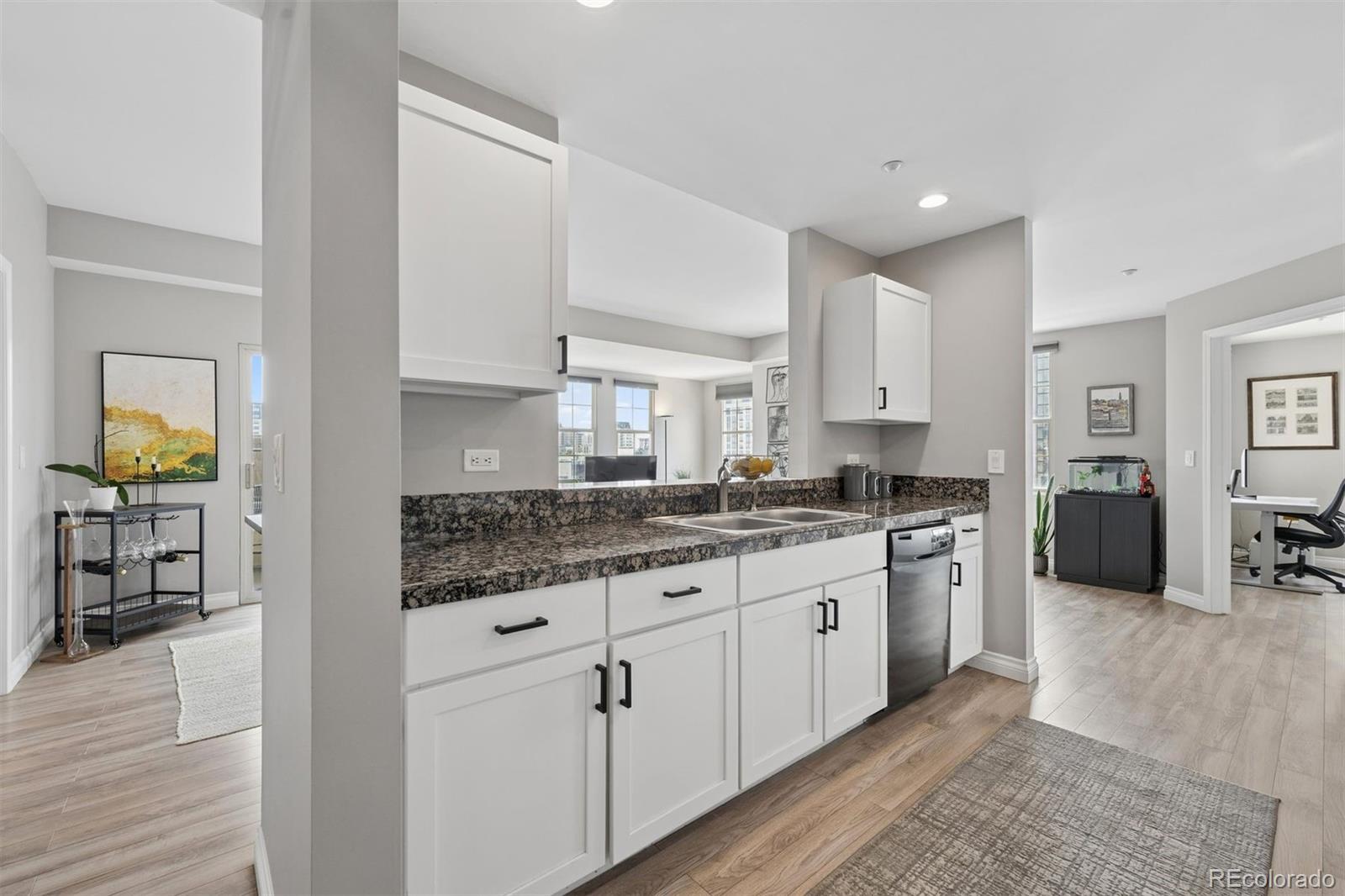300 W 11th Avenue Unit: 10B