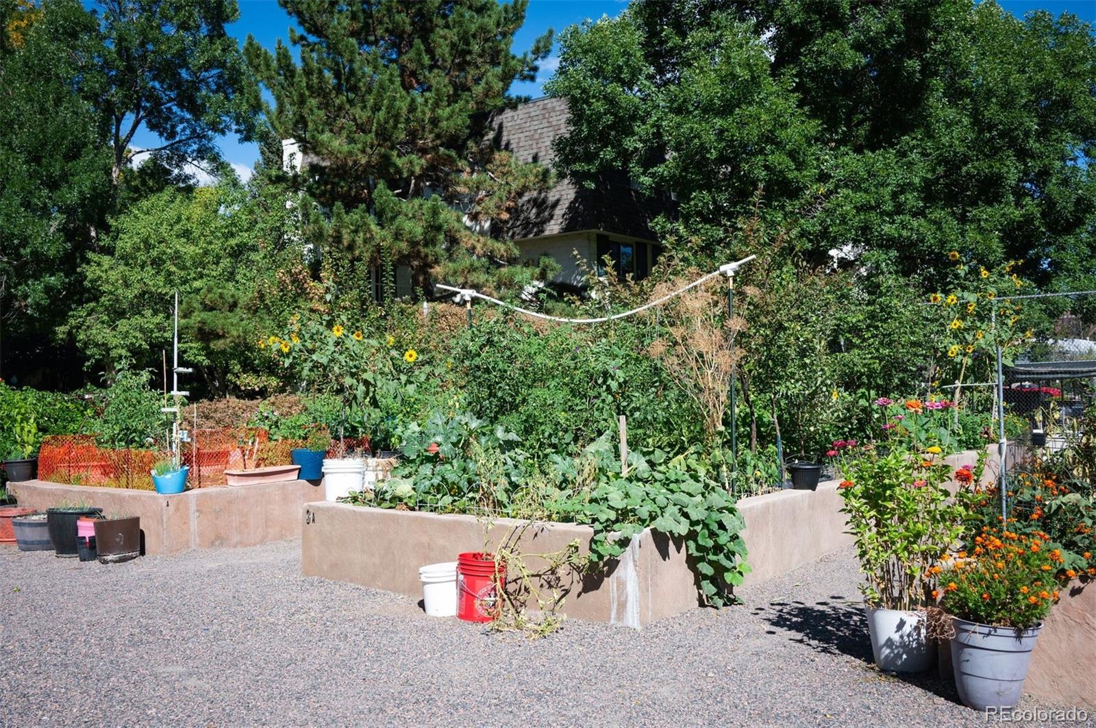 2225 S Jasmine Street Unit: 316