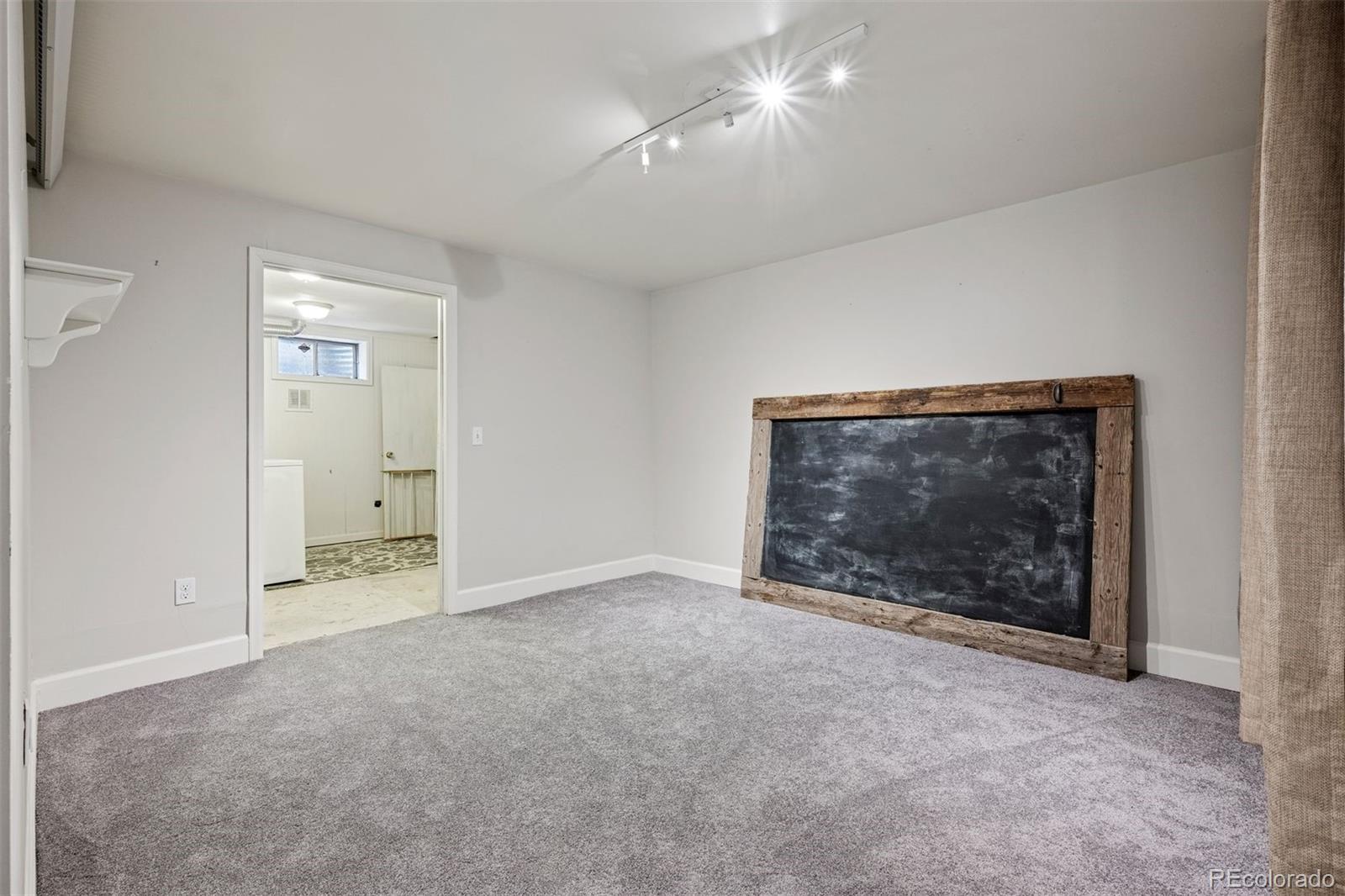 6970 S Eudora Street