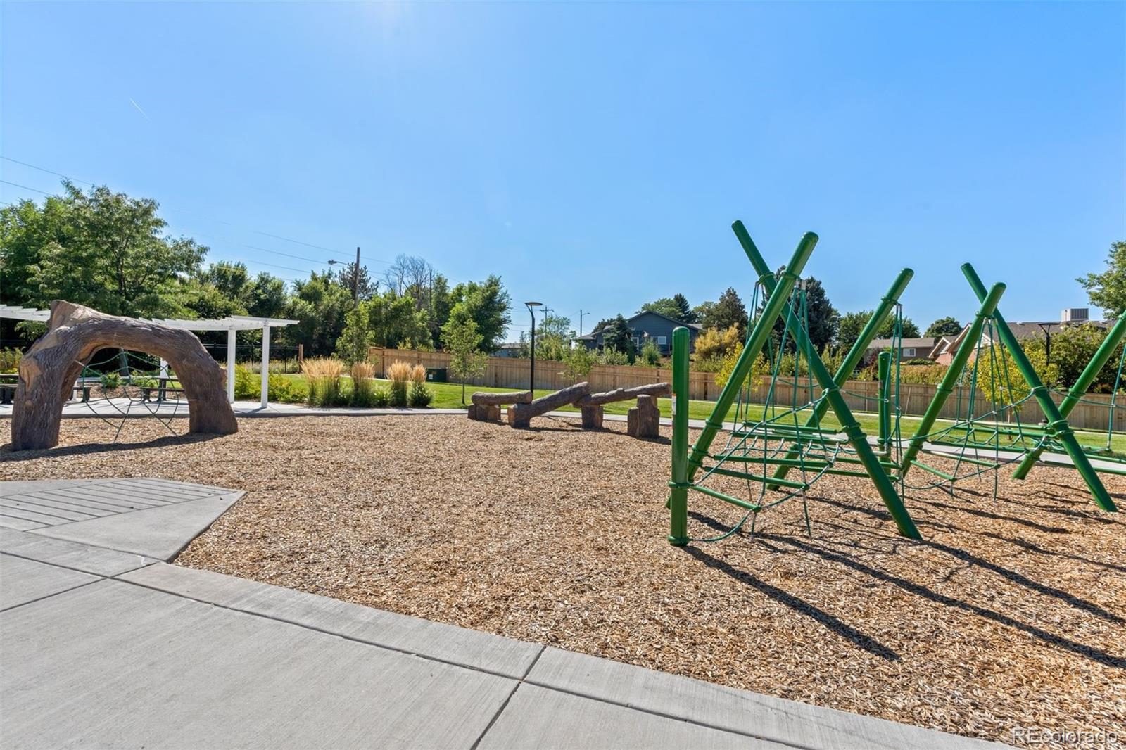 1998 S Poplar Court