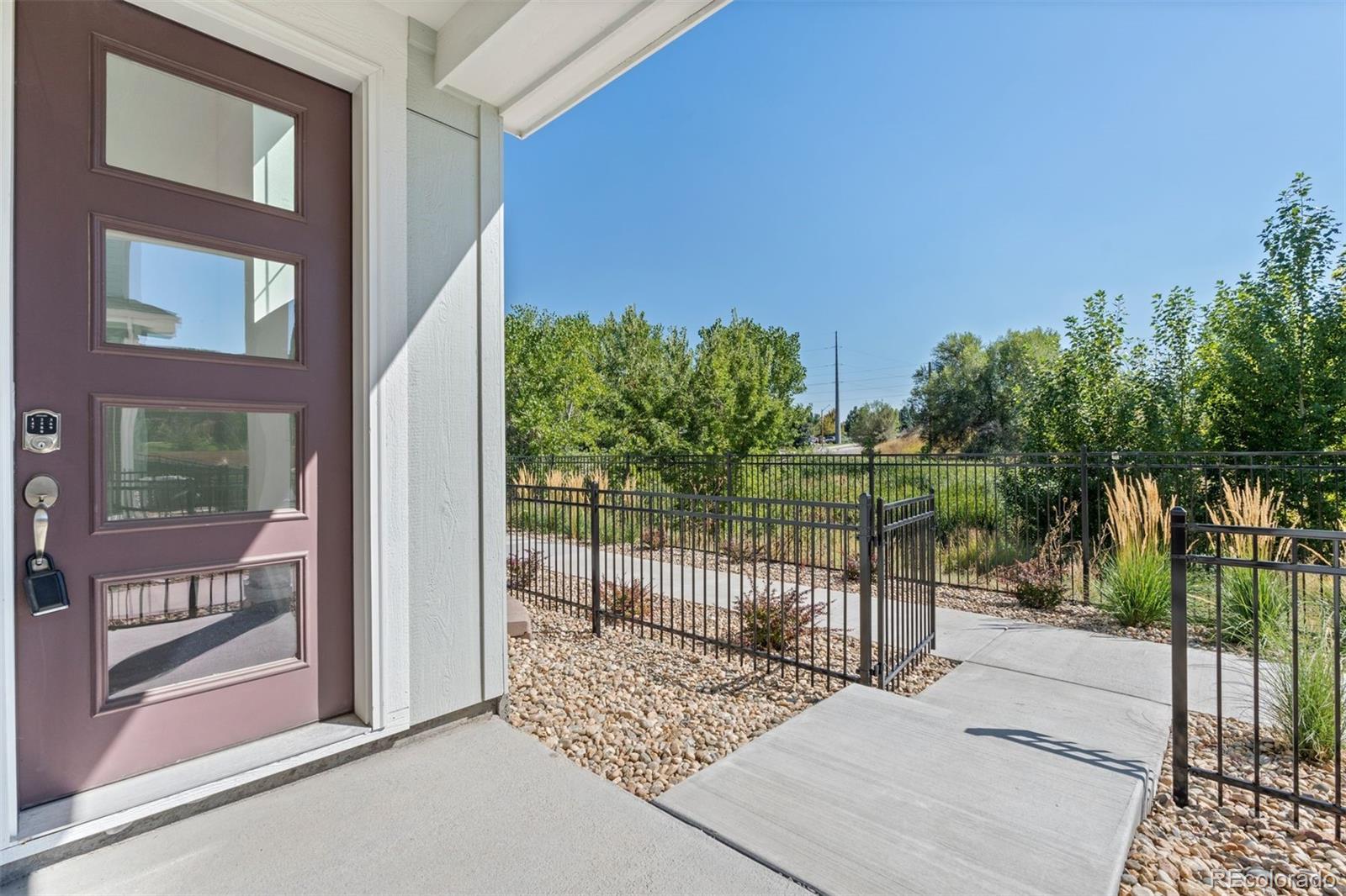 1998 S Poplar Court