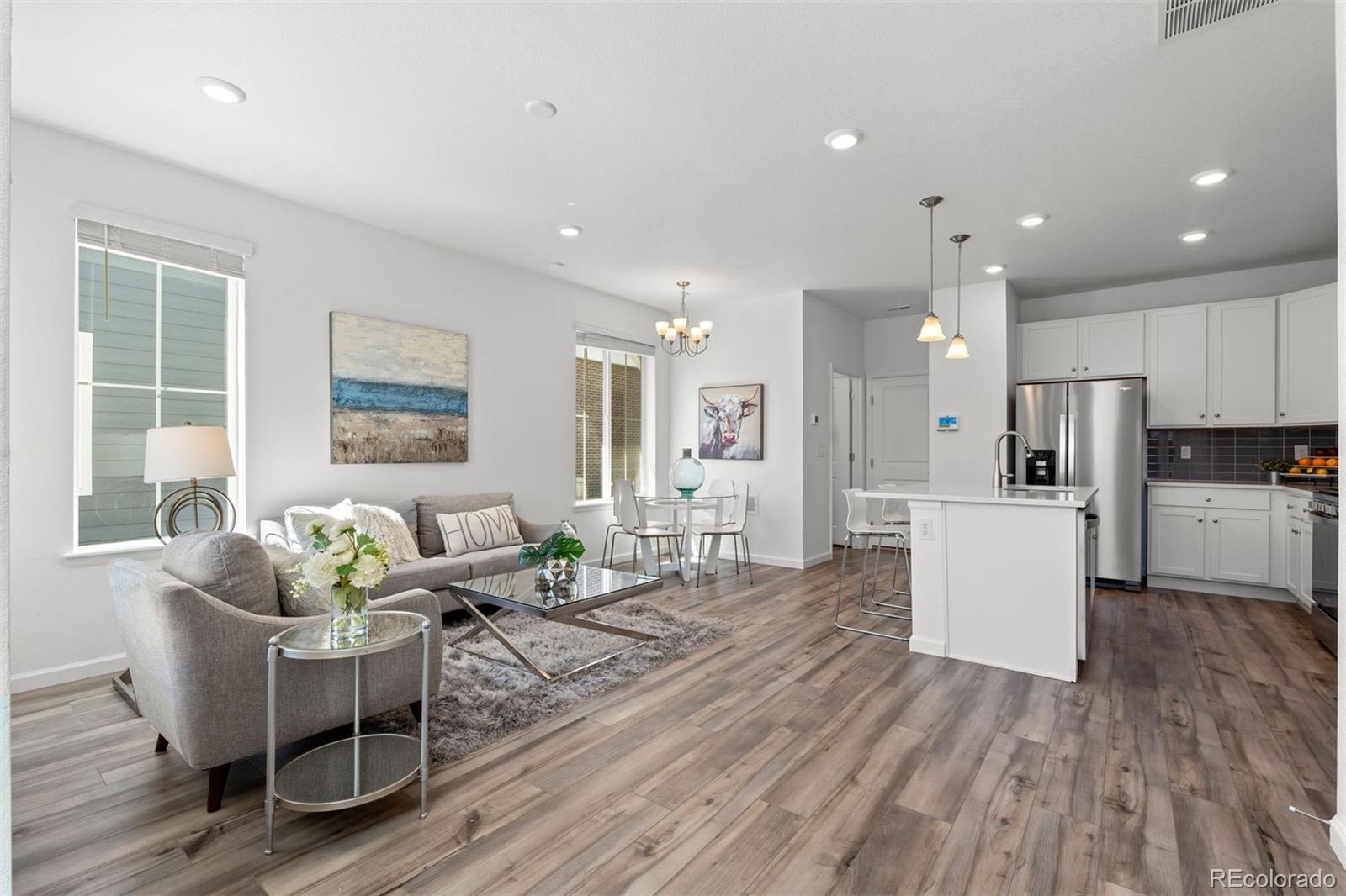 1998 S Poplar Court