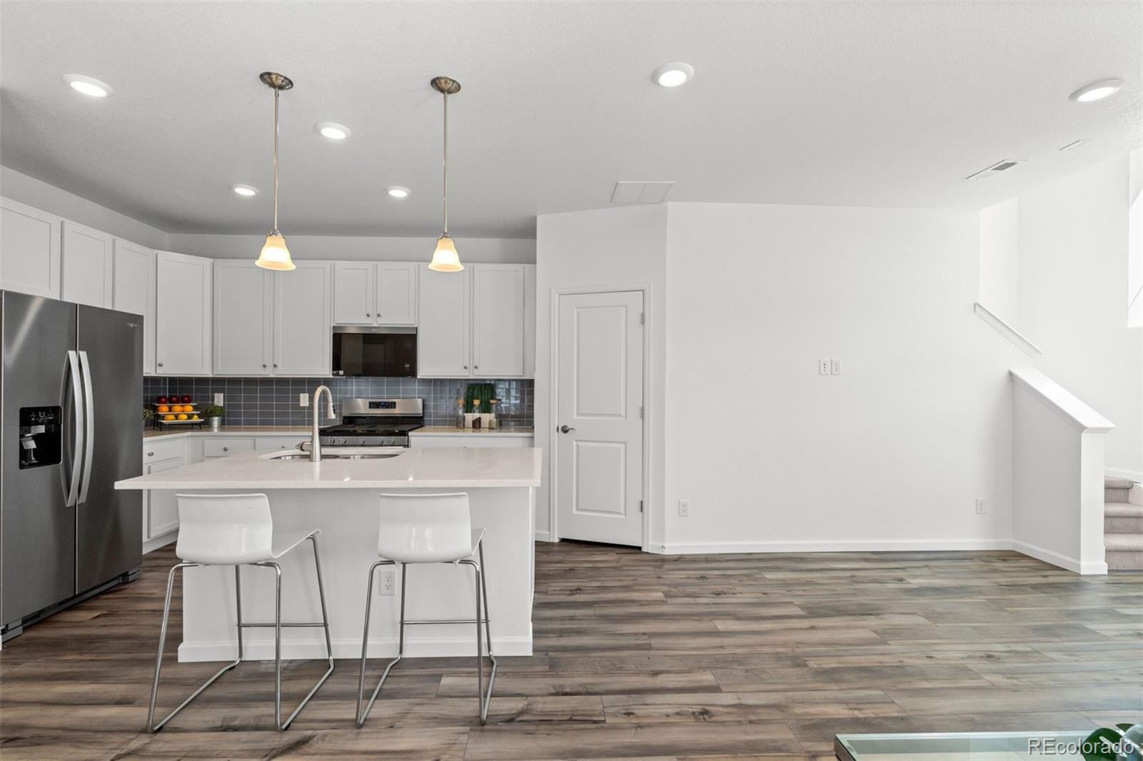 1998 S Poplar Court