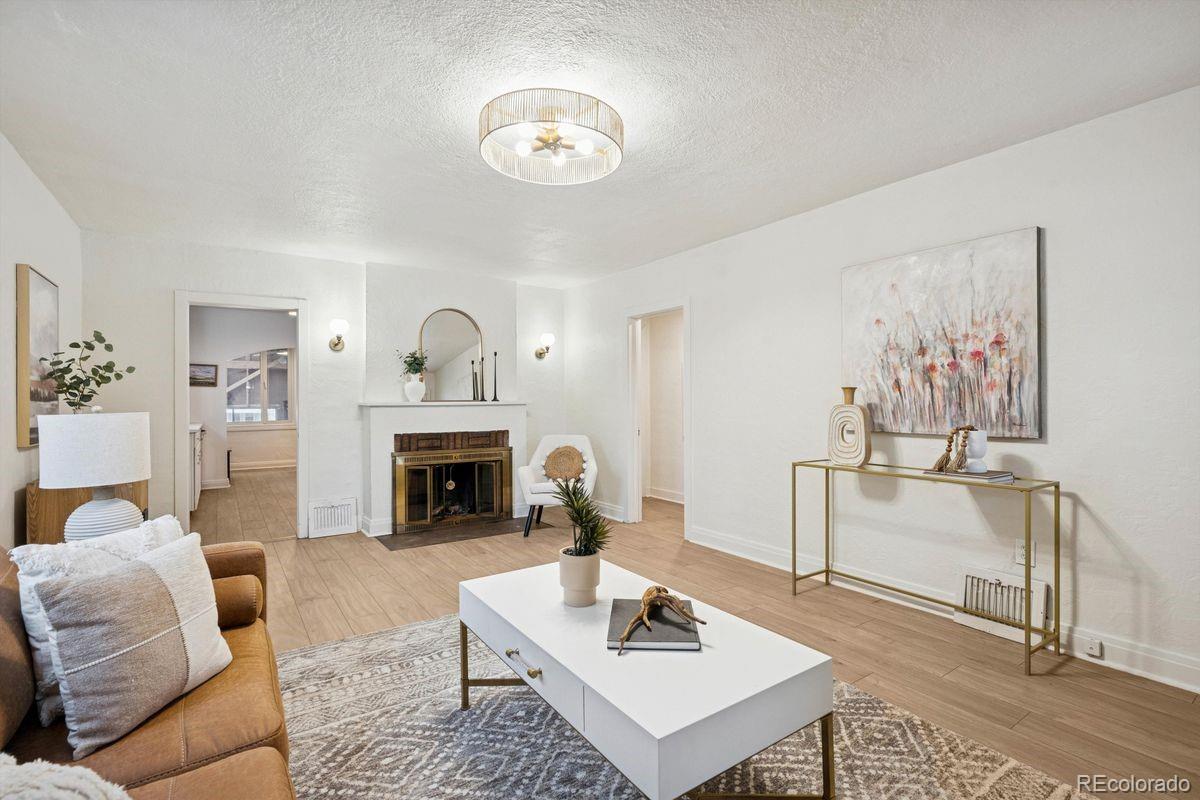 5359 S Windermere Street