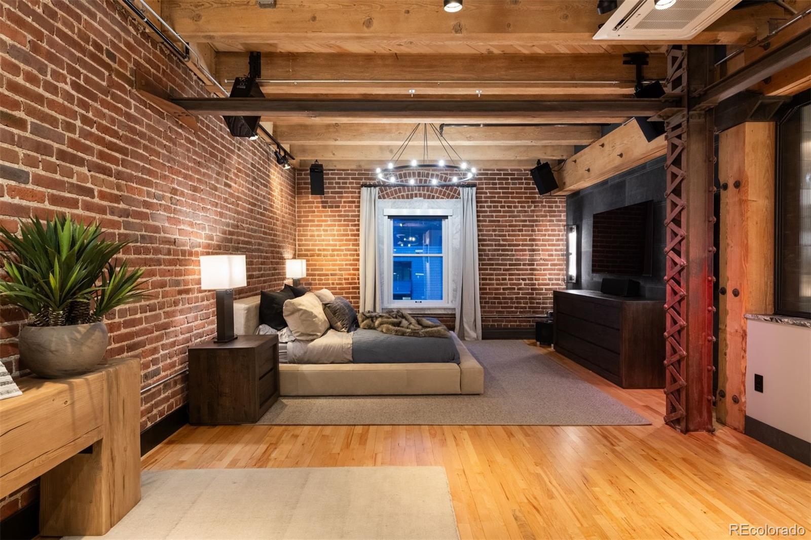 1792 Wynkoop Street Unit: 505