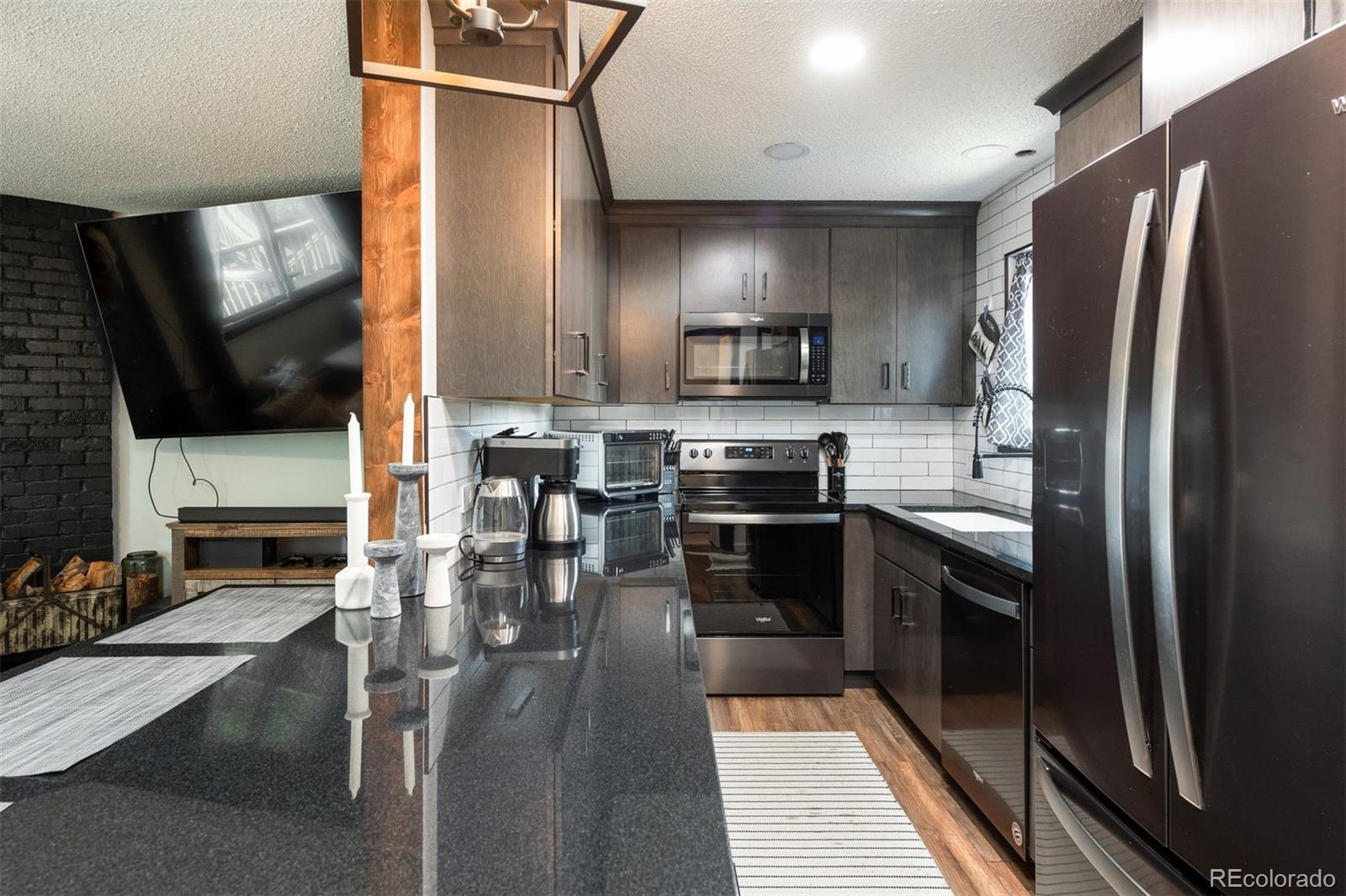 2700 S Holly Street Unit: 202