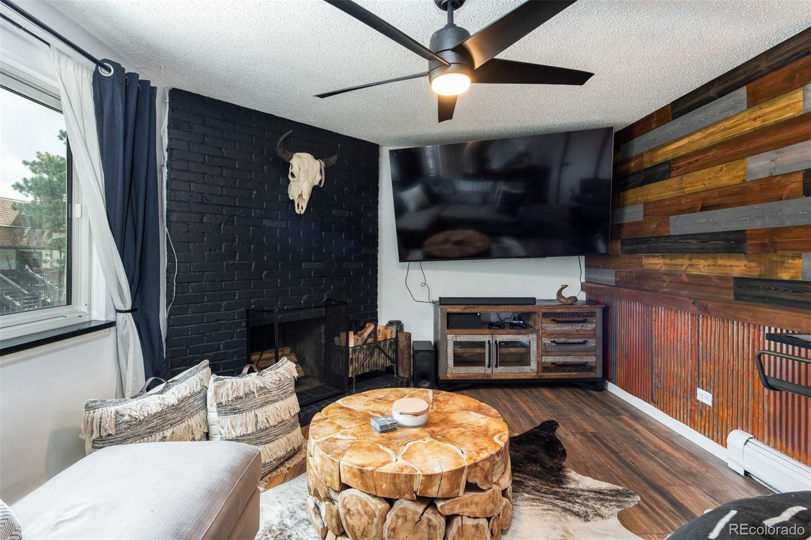 2700 S Holly Street Unit: 202