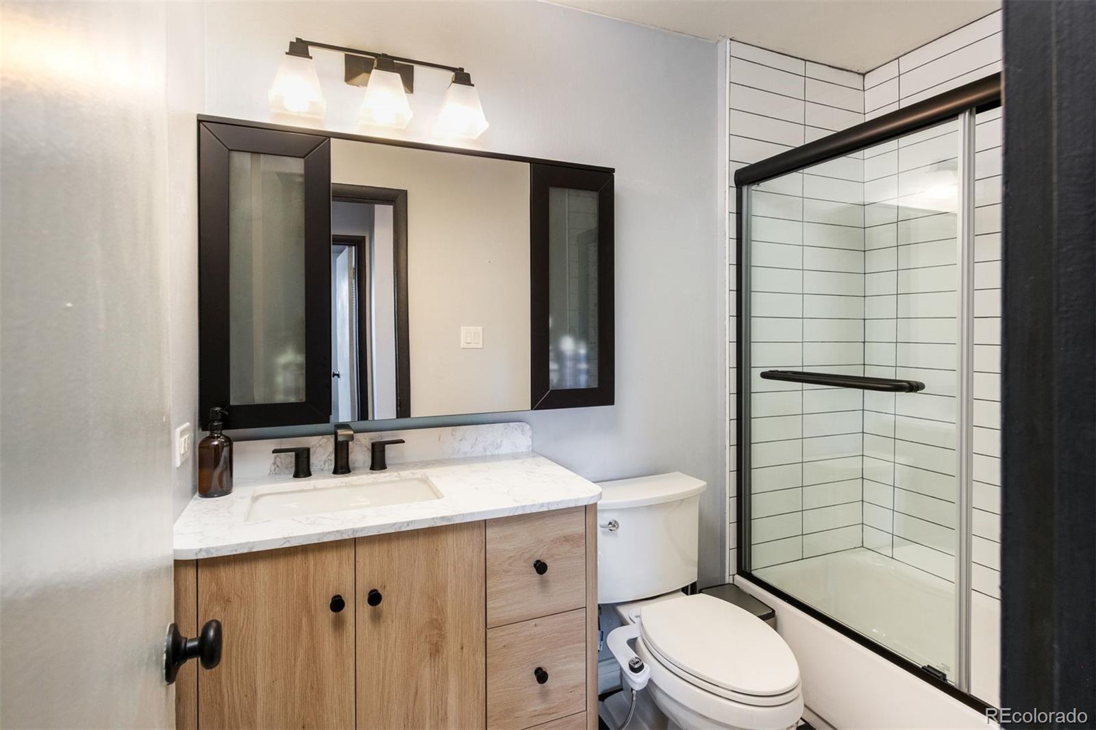 2700 S Holly Street Unit: 202