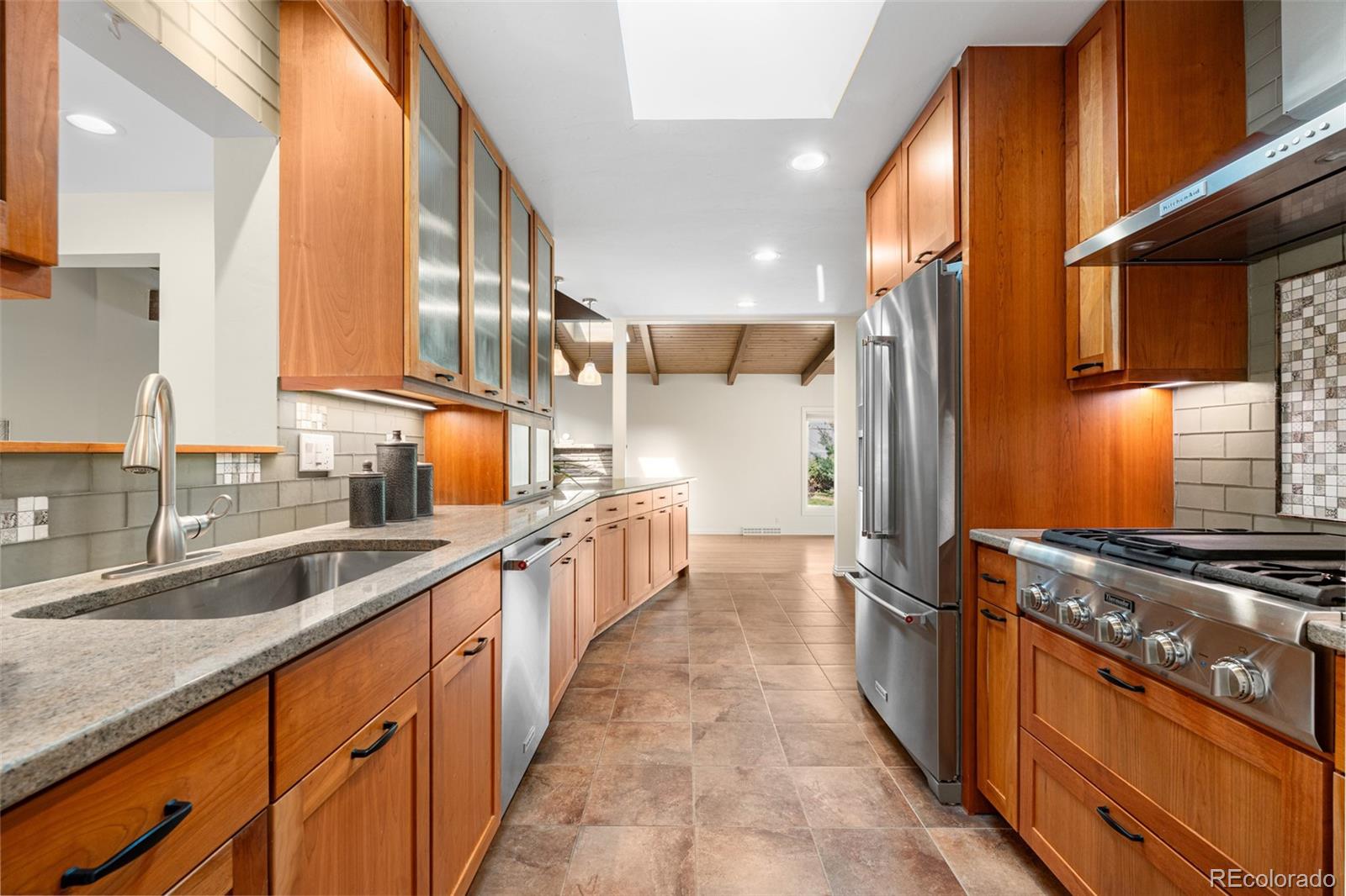 5471 S Sherman Street