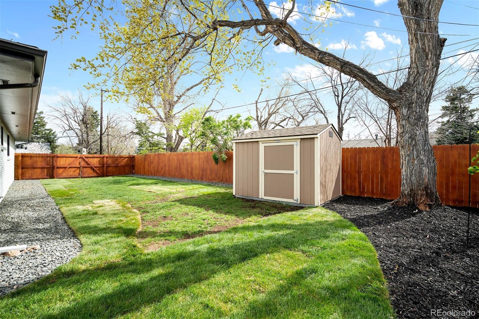 13005 Willow Lane
