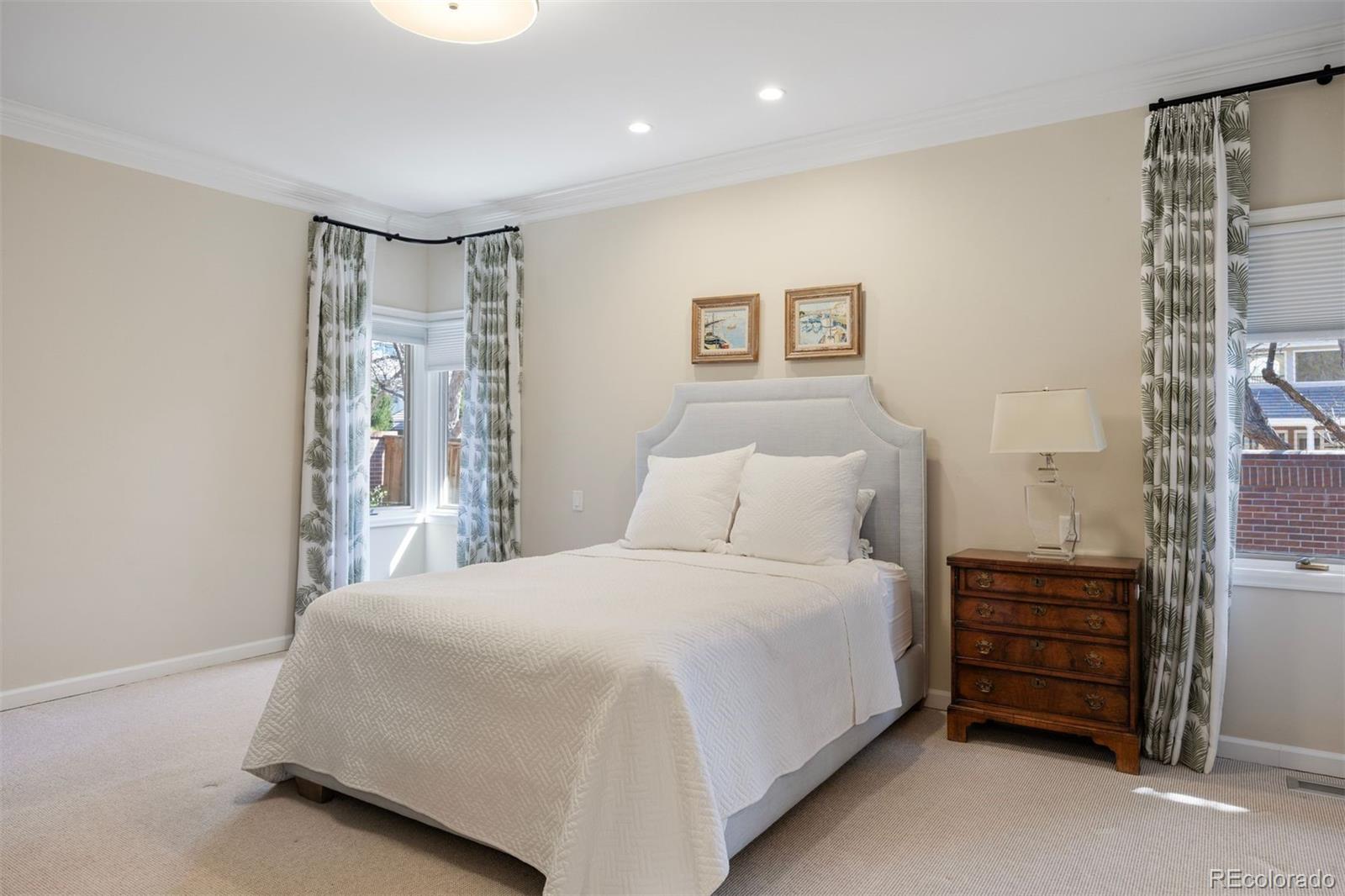 2552 E Alameda Avenue Unit: 72