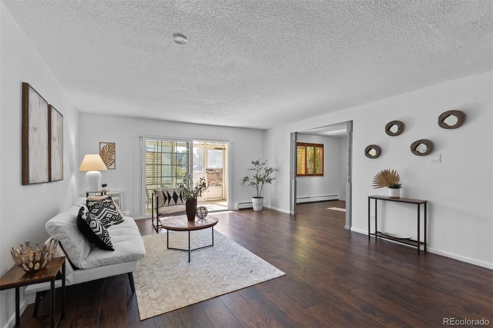 610 S Clinton Street Unit: 10A