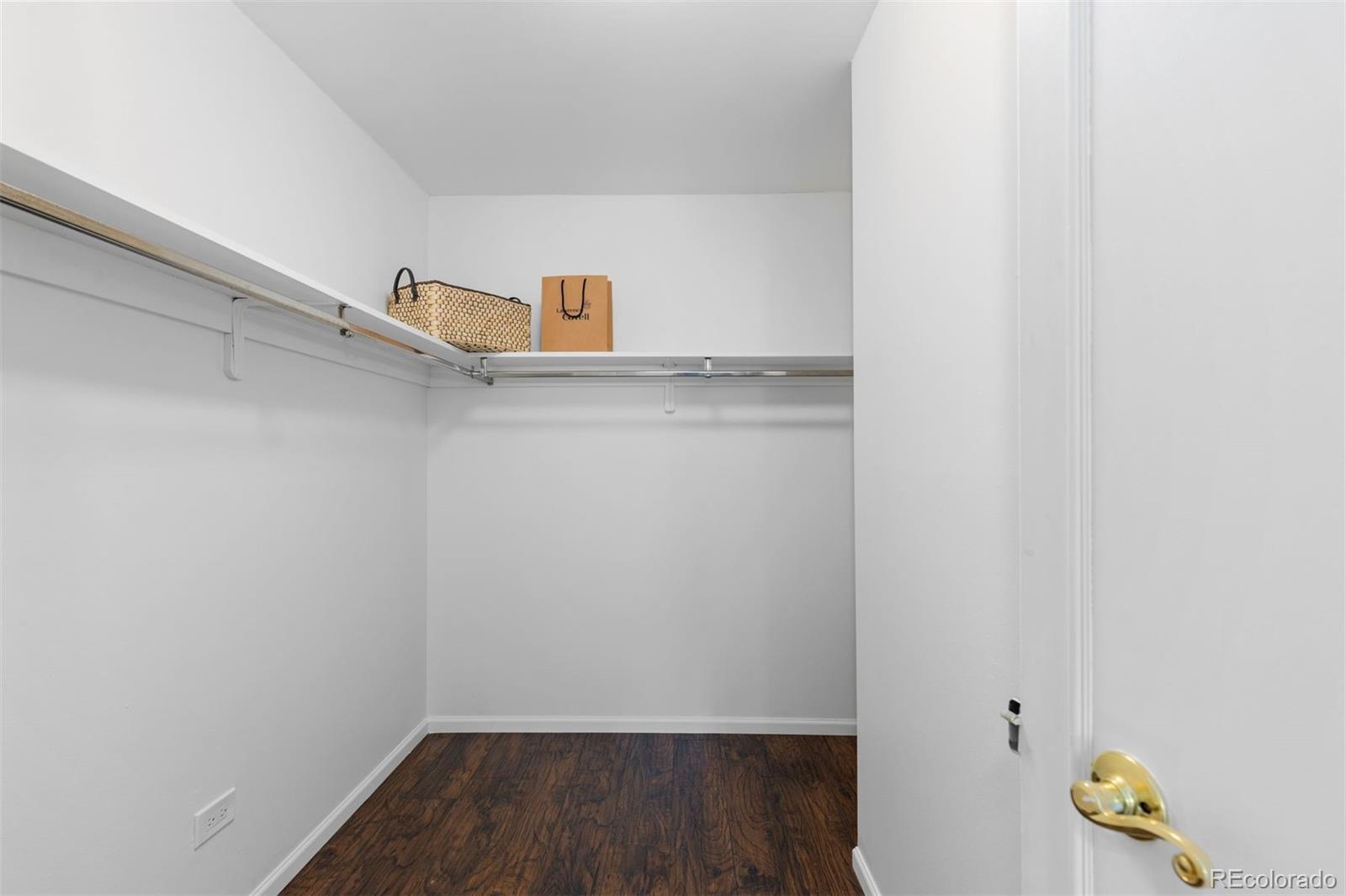 610 S Clinton Street Unit: 10A