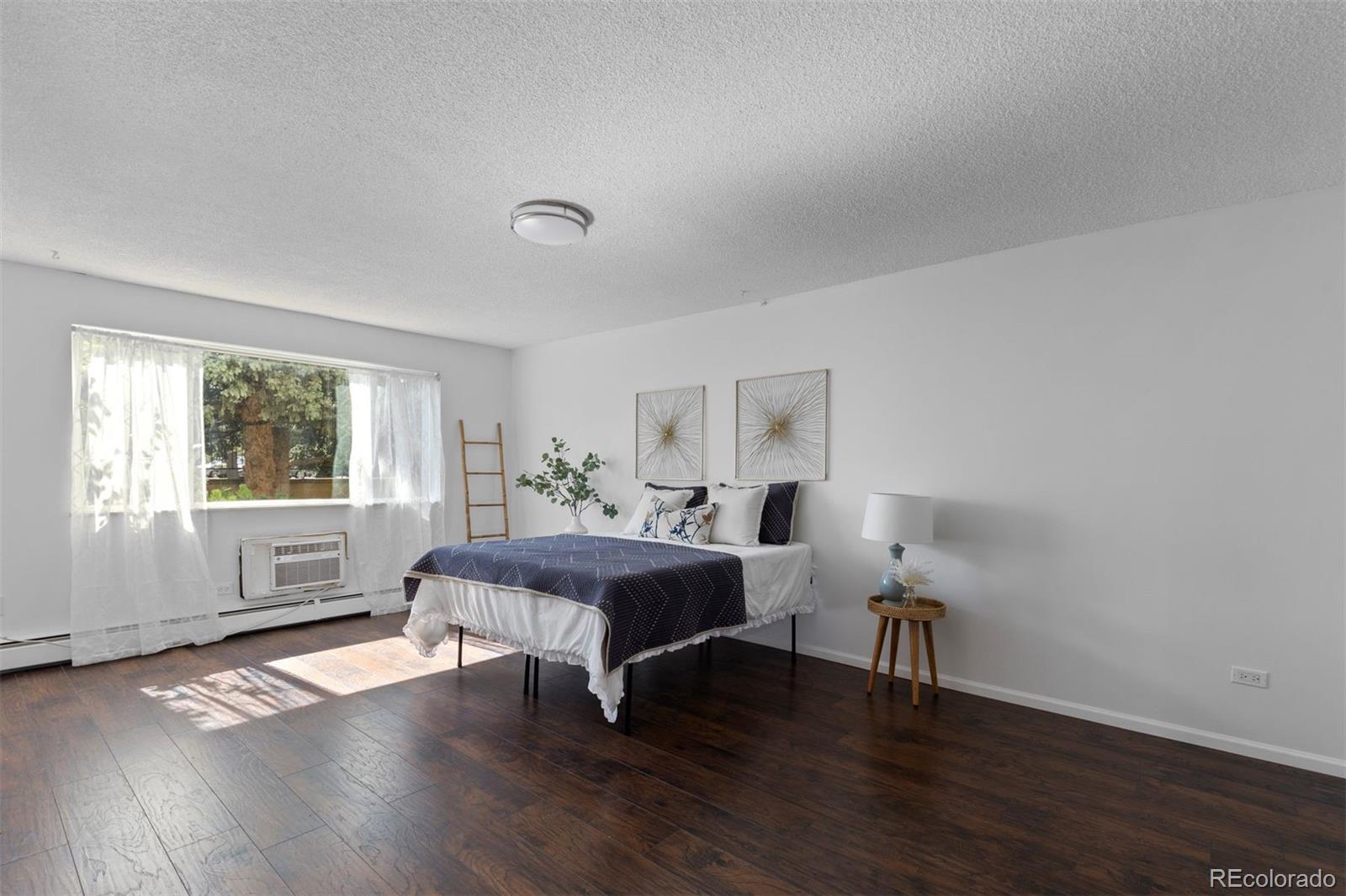 610 S Clinton Street Unit: 10A