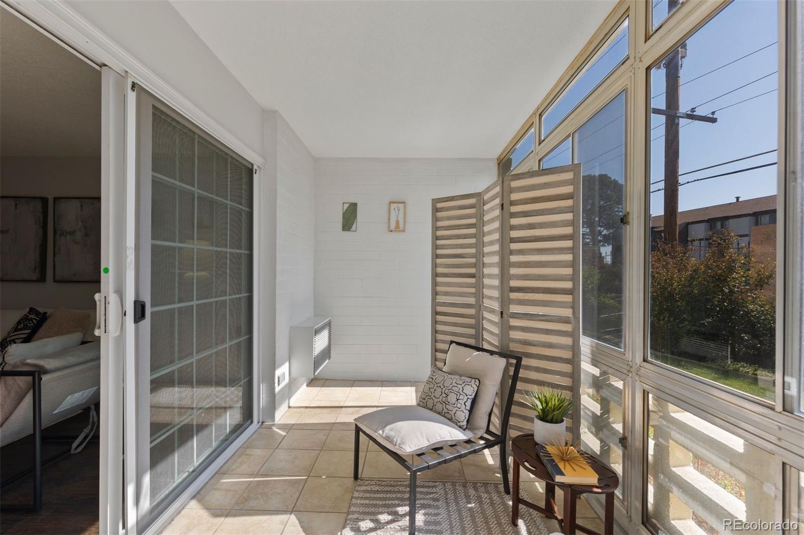 610 S Clinton Street Unit: 10A