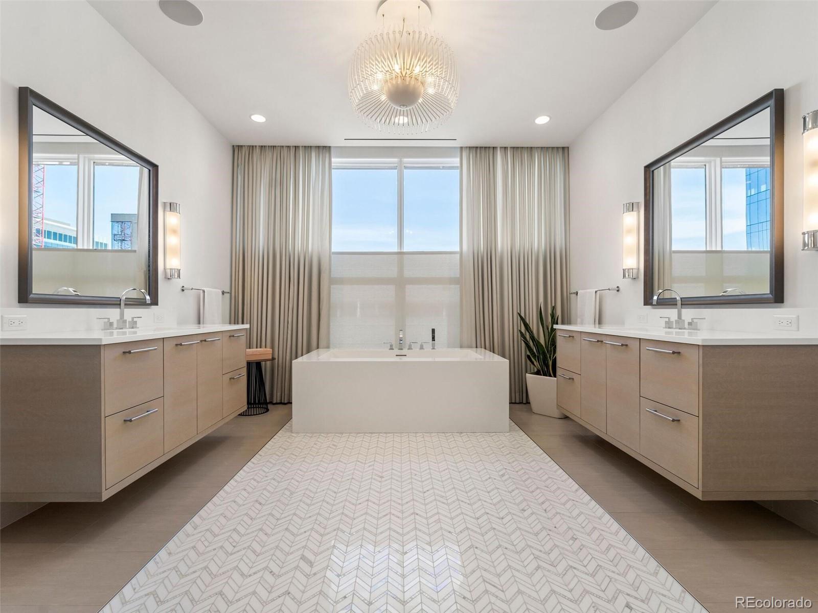2800 E 2nd Avenue Unit: 302
