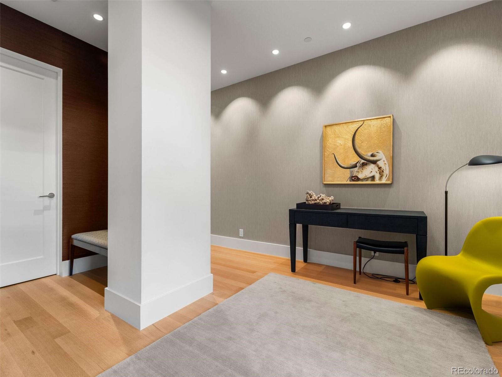 2800 E 2nd Avenue Unit: 302