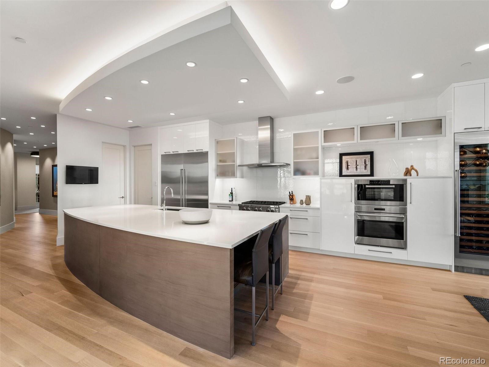 2800 E 2nd Avenue Unit: 302