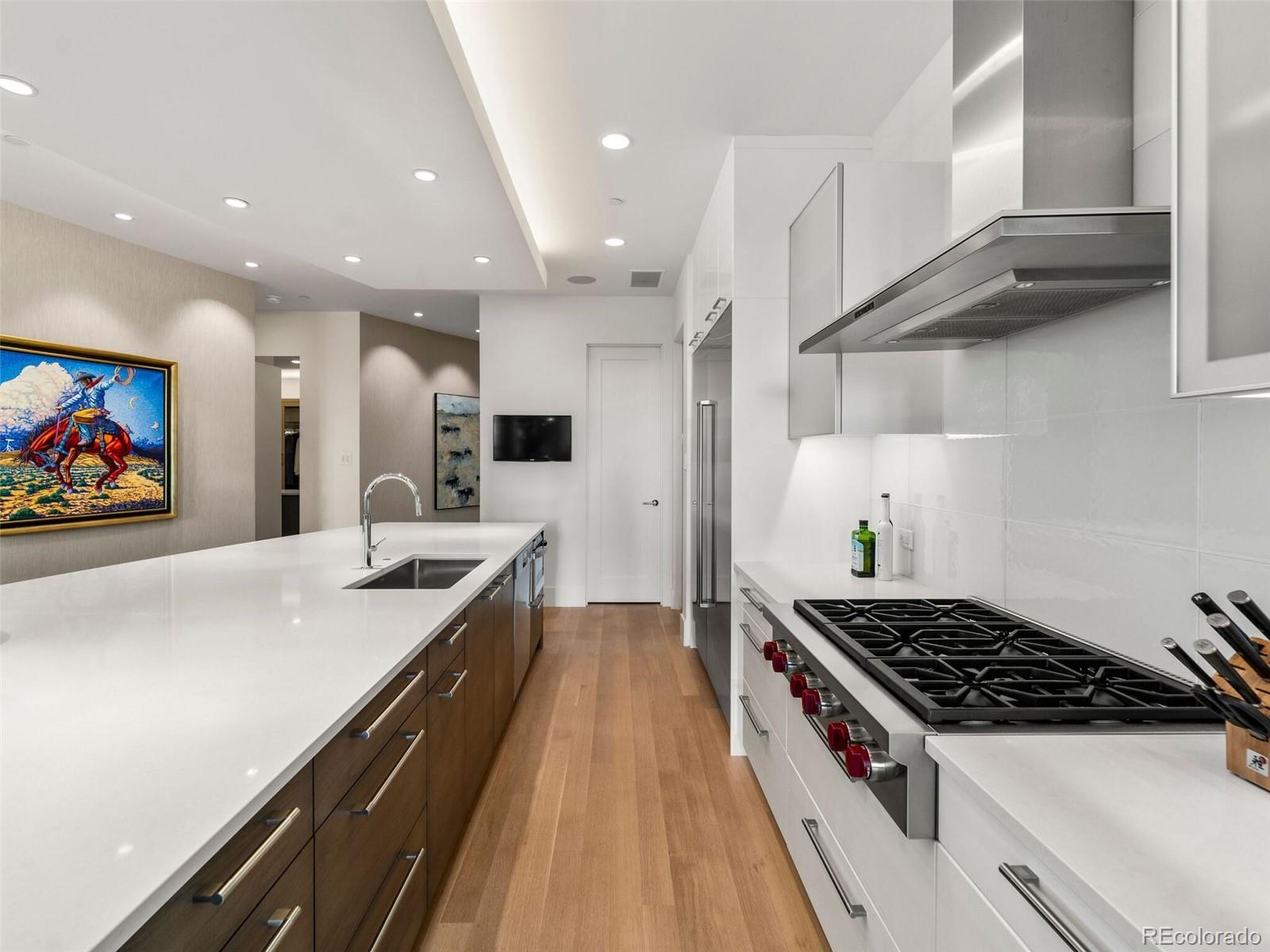 2800 E 2nd Avenue Unit: 302