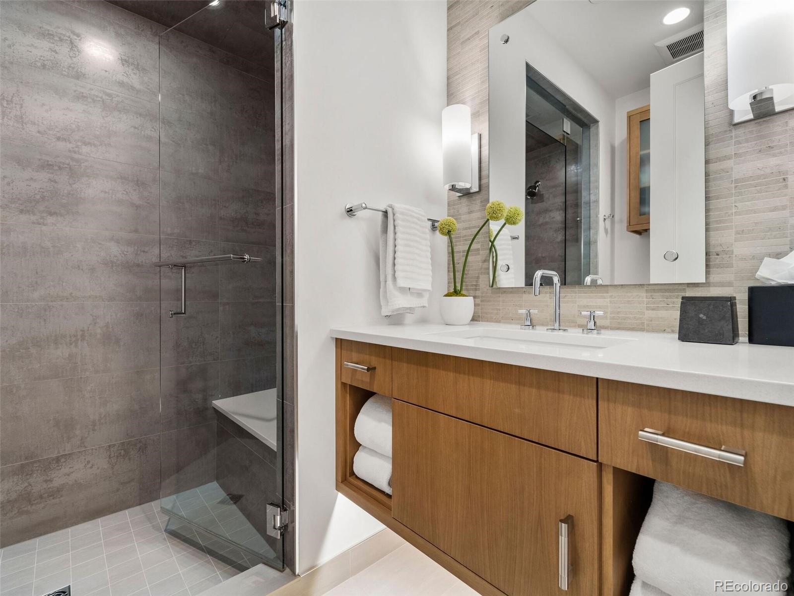 2800 E 2nd Avenue Unit: 302